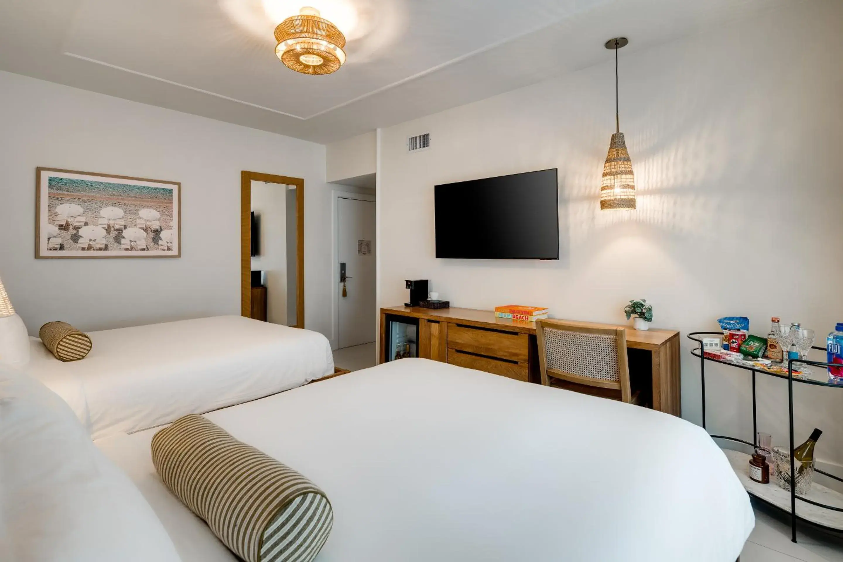 Standard Double Queen Room in South Beach Hotel Standard Double Queen Room in South Beach Hotel