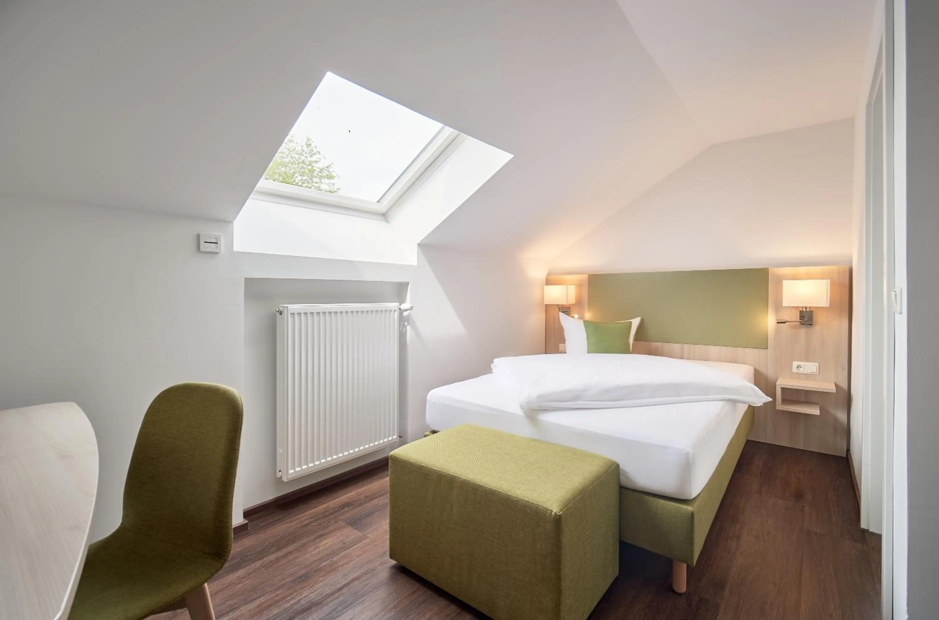 Photo of the whole room, Bed in Marias Inn - Bed & Breakfast