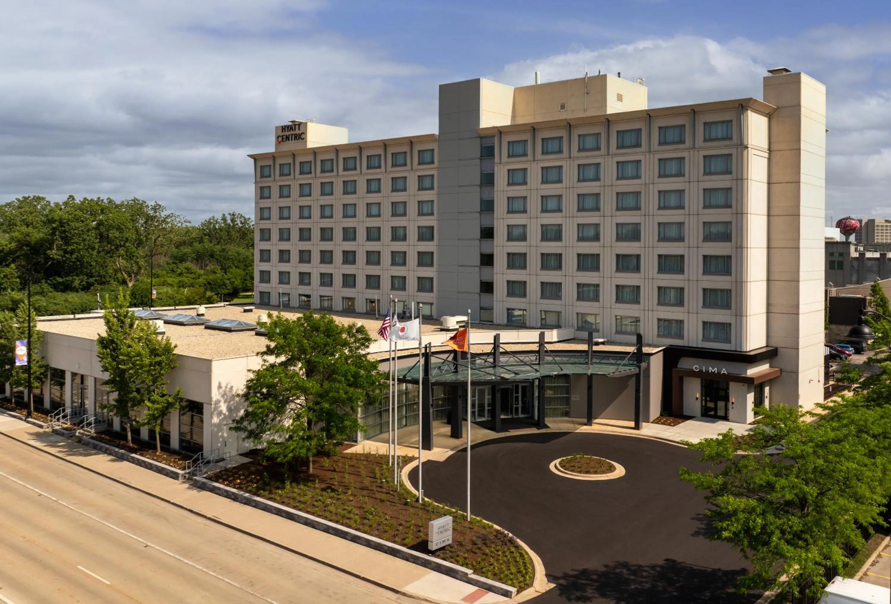 Facade/entrance in Hyatt Centric Chicago Ohare