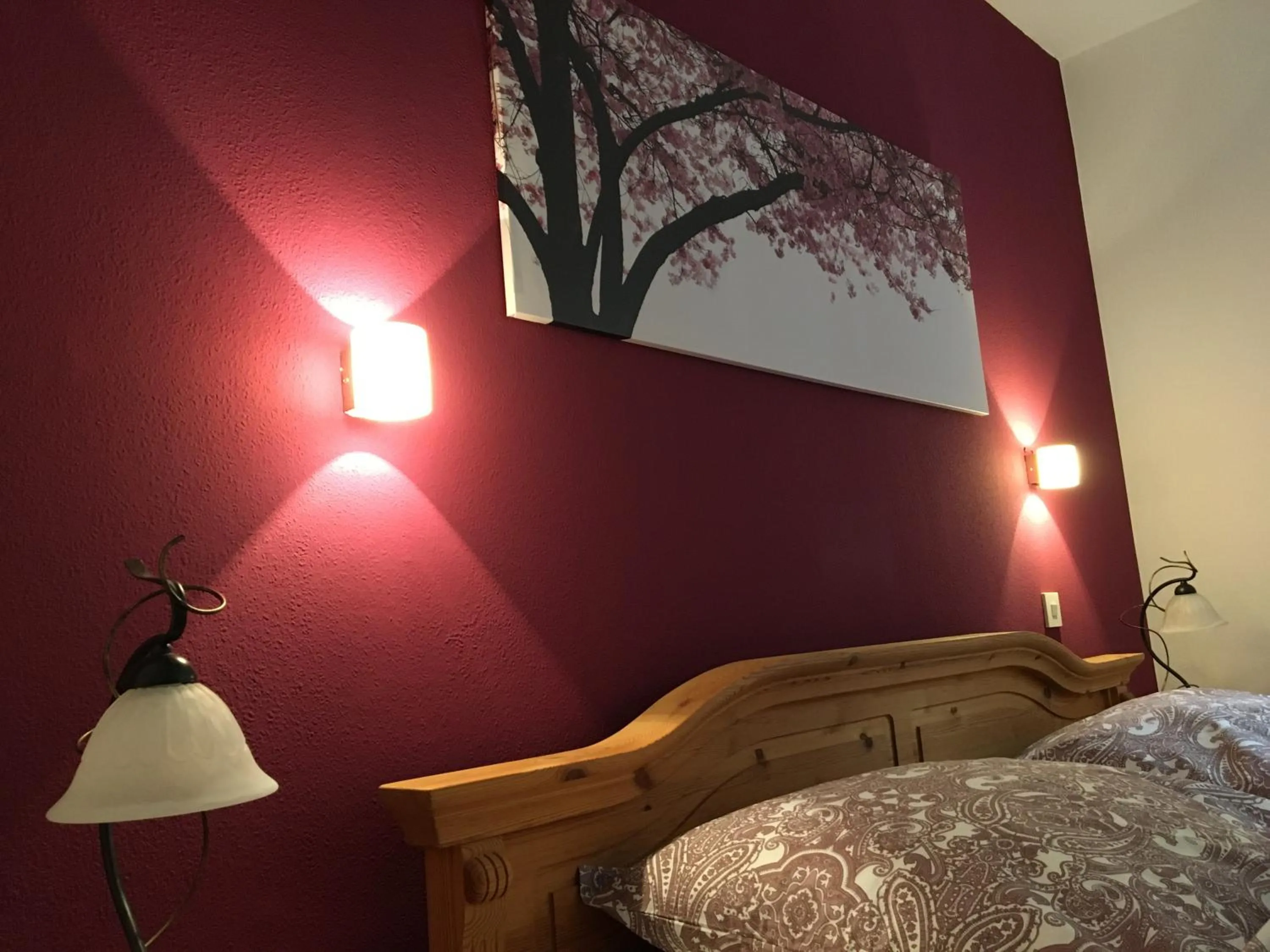 Bed in Pension Rehschopp