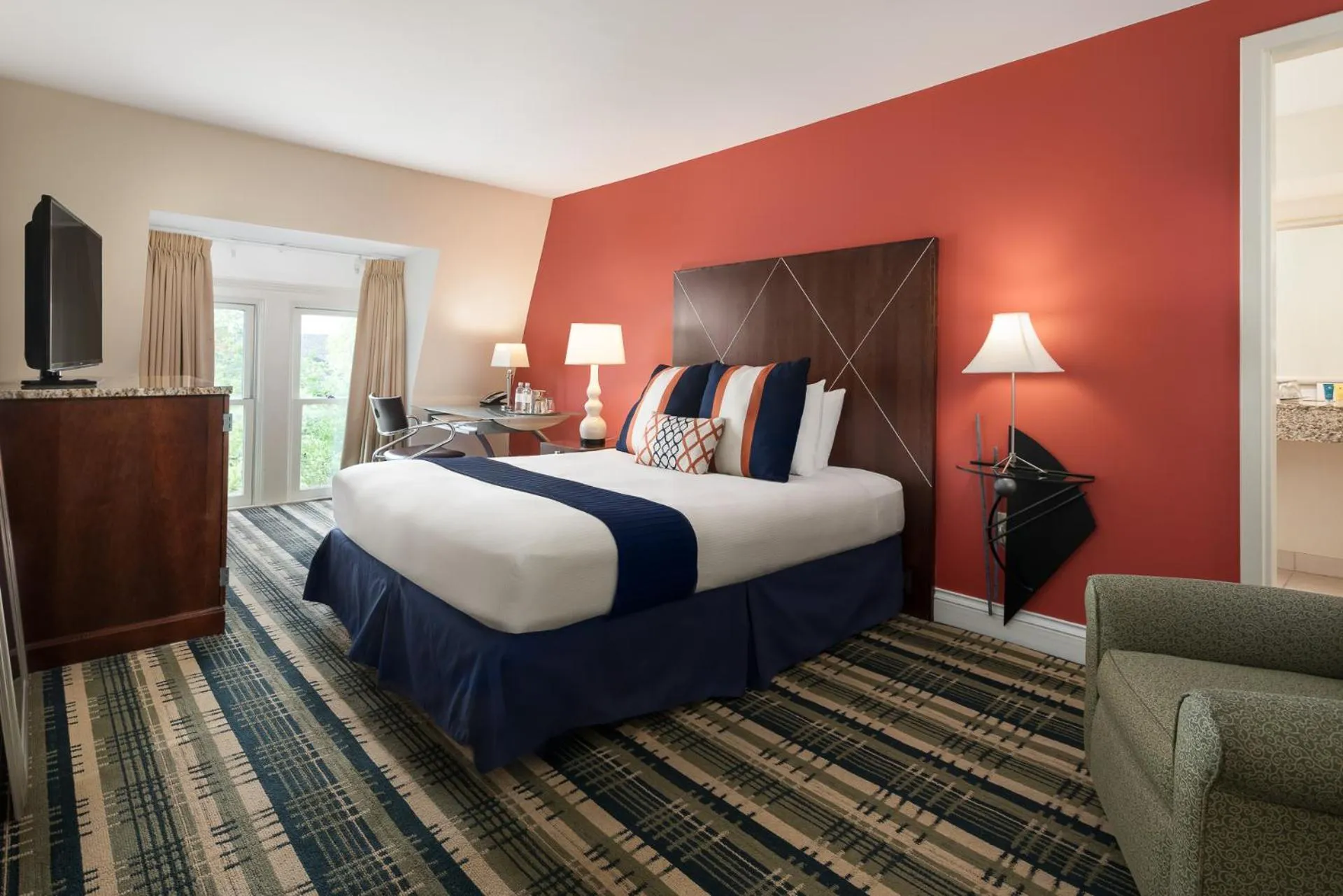 Bed in The Mansion on Delaware Avenue