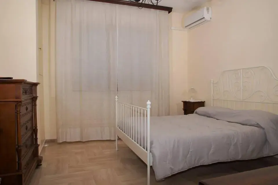 Triple Room in B&B La Bougainvillea Triple Room in B&B La Bougainvillea