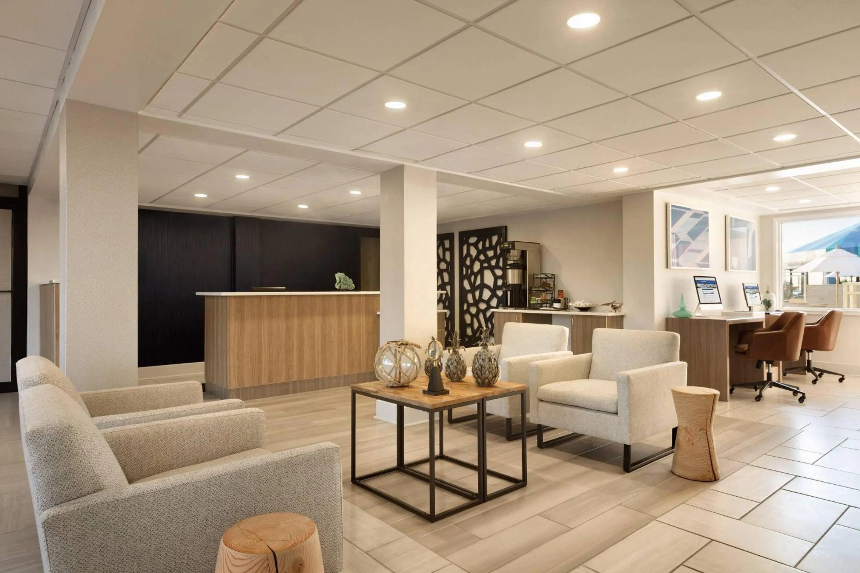 Lobby or reception in Surfbreak Virginia Beach Oceanfront, an Ascend Collection Hotel