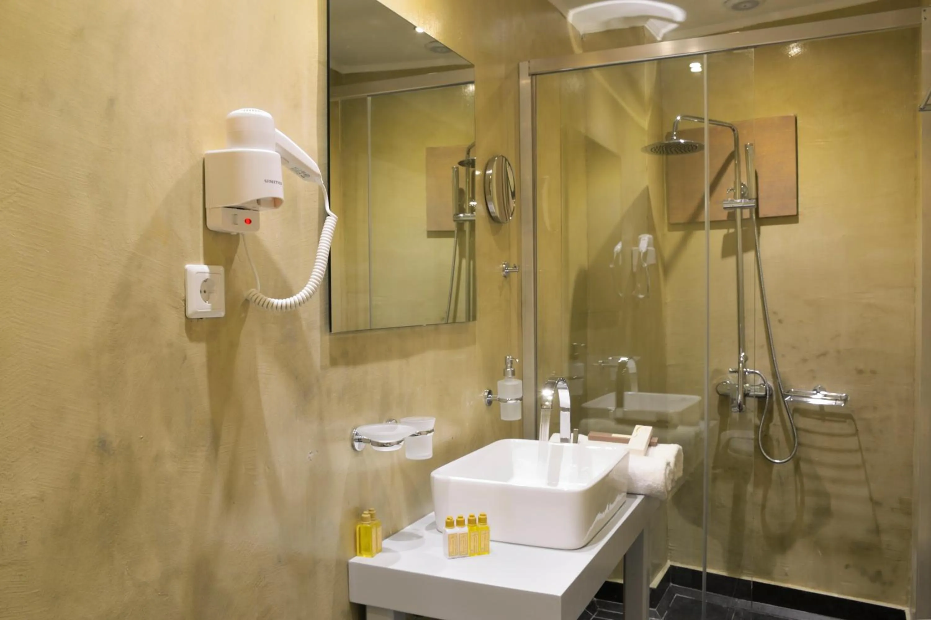 Bathroom in Elia Dorotheou