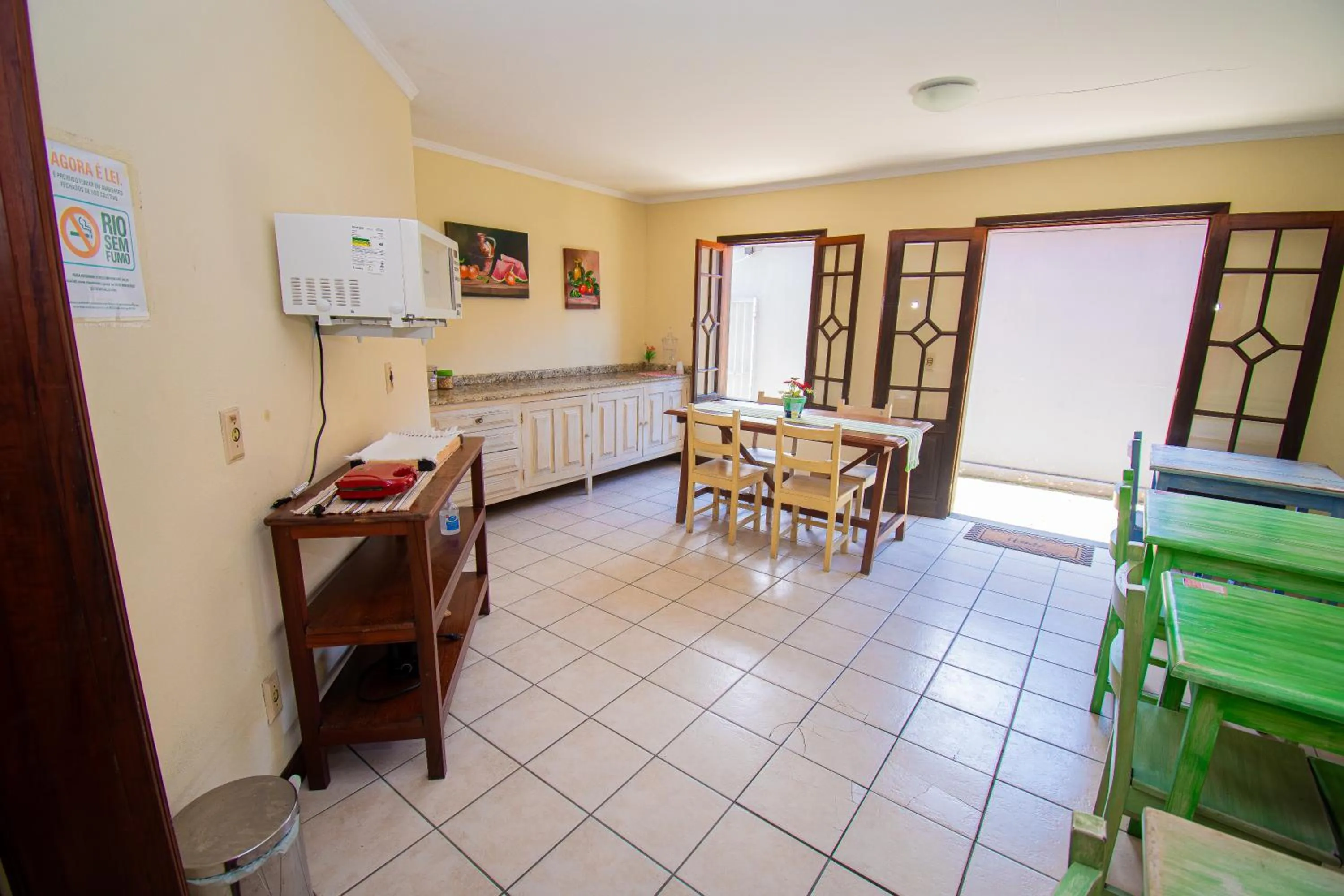 Buffet breakfast in Pousada Brisa de Paraty