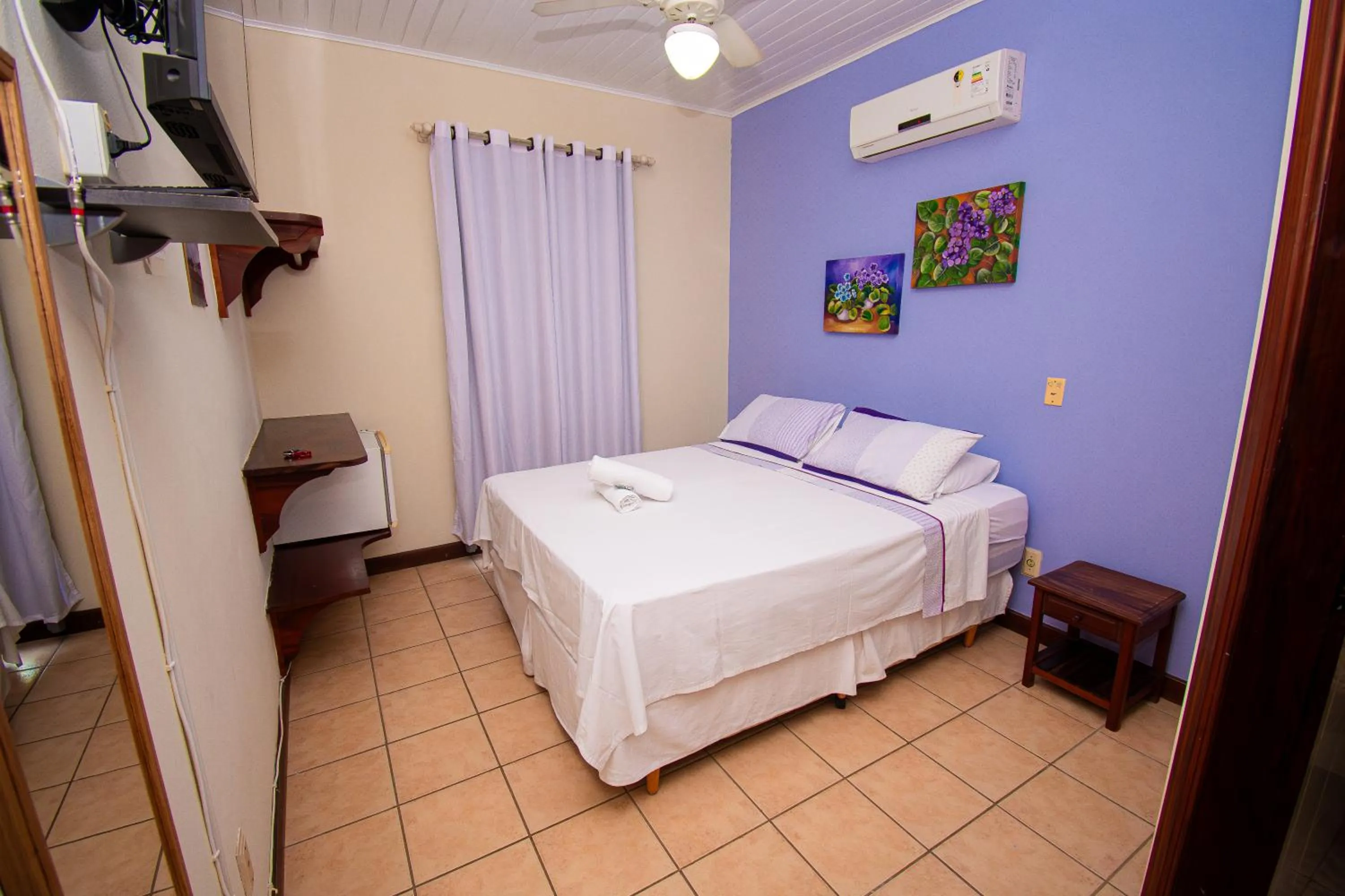 Bed in Pousada Brisa de Paraty