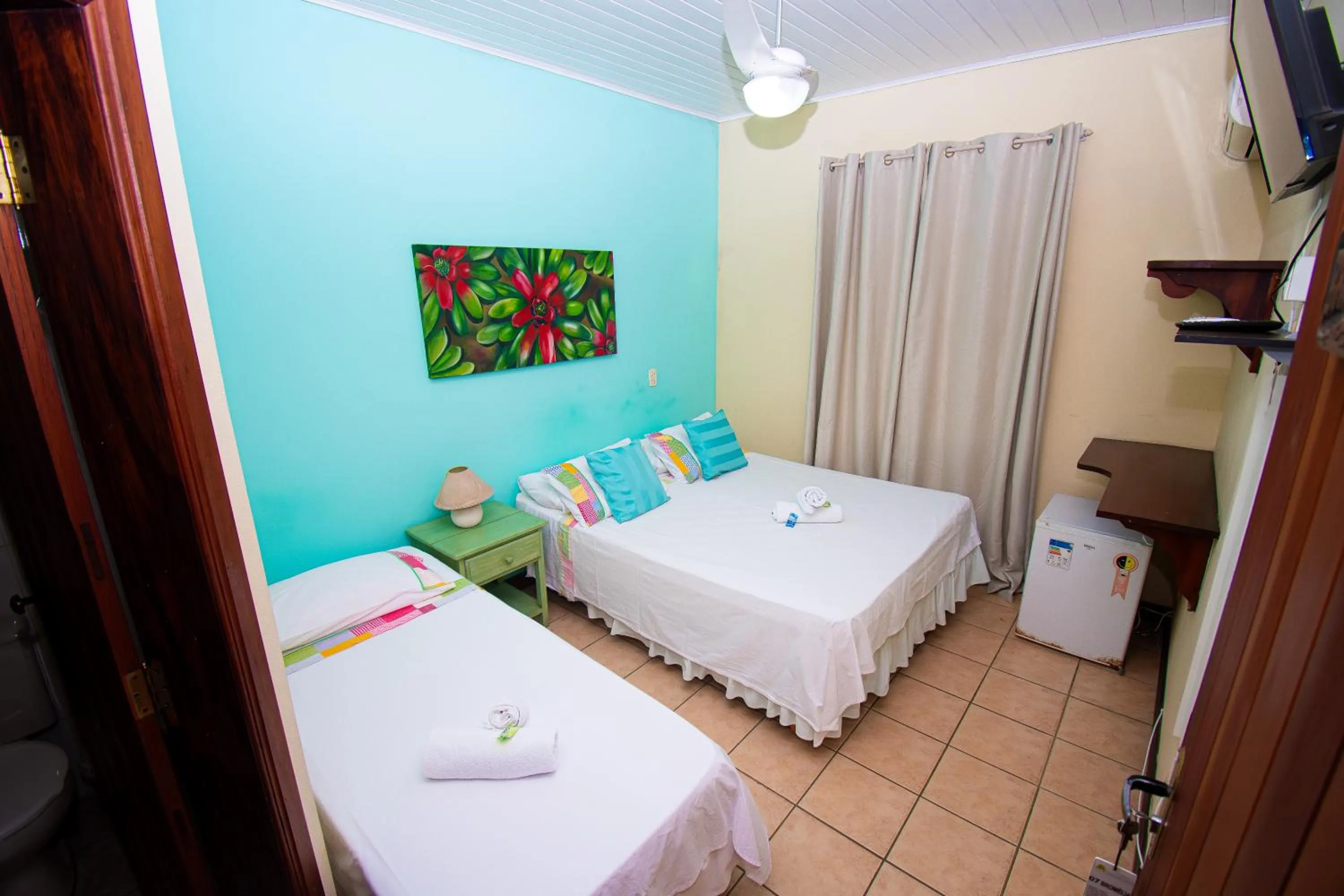 Bed in Pousada Brisa de Paraty