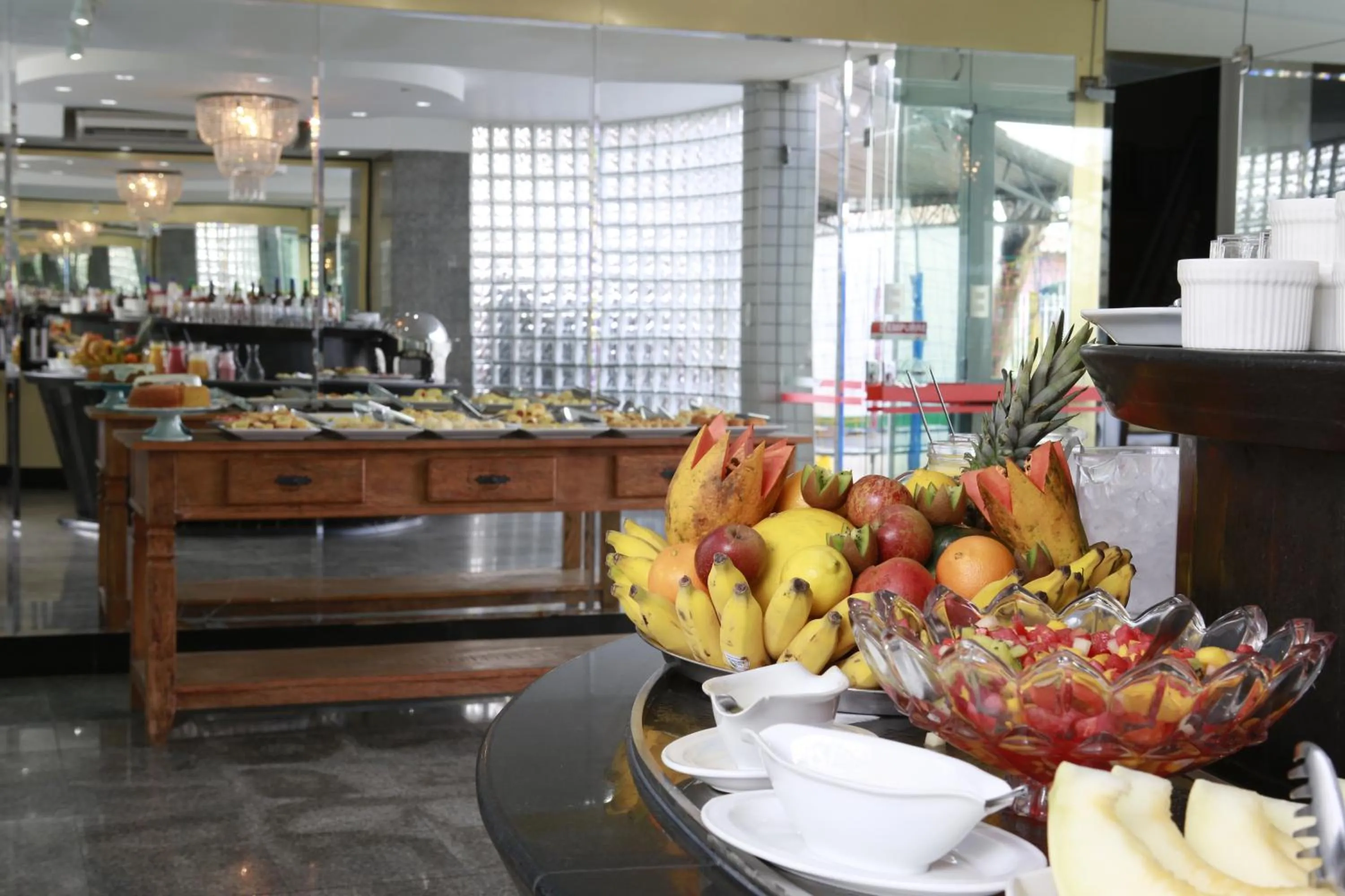 Continental breakfast in Uchôa Teresina Hotel