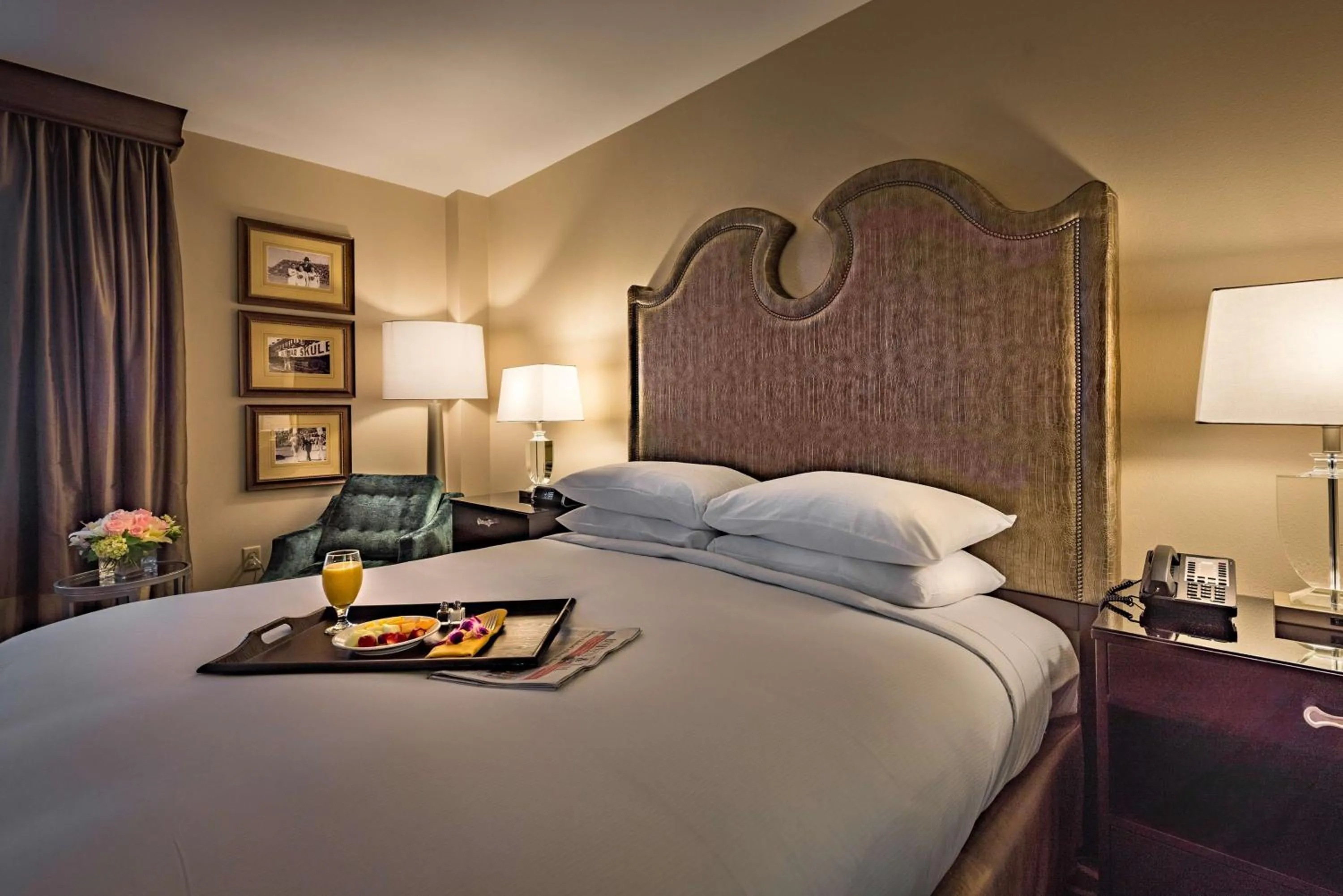 Bed in Hilton Baton Rouge Capitol Center