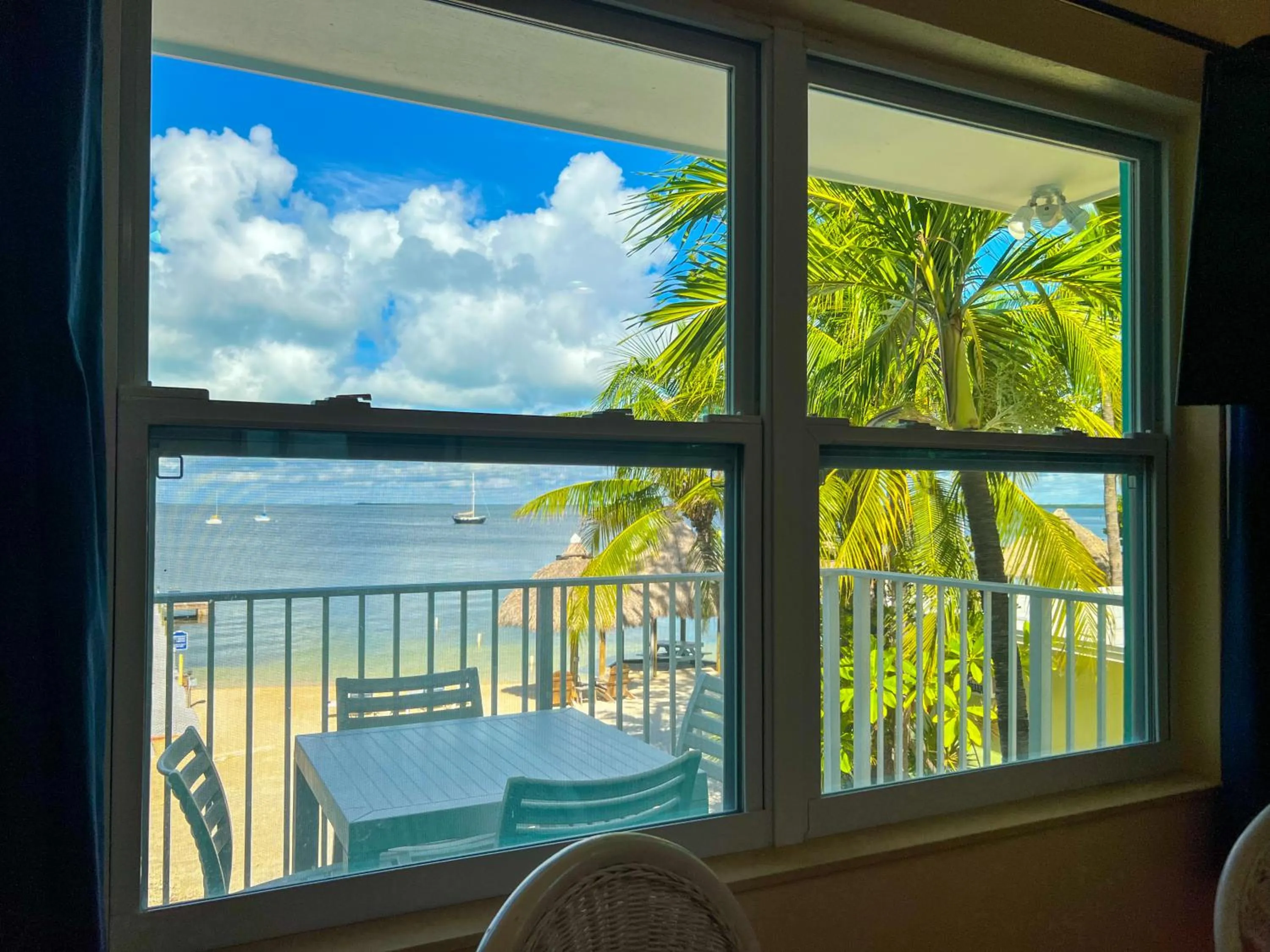 Sunset Cove Beach Resort