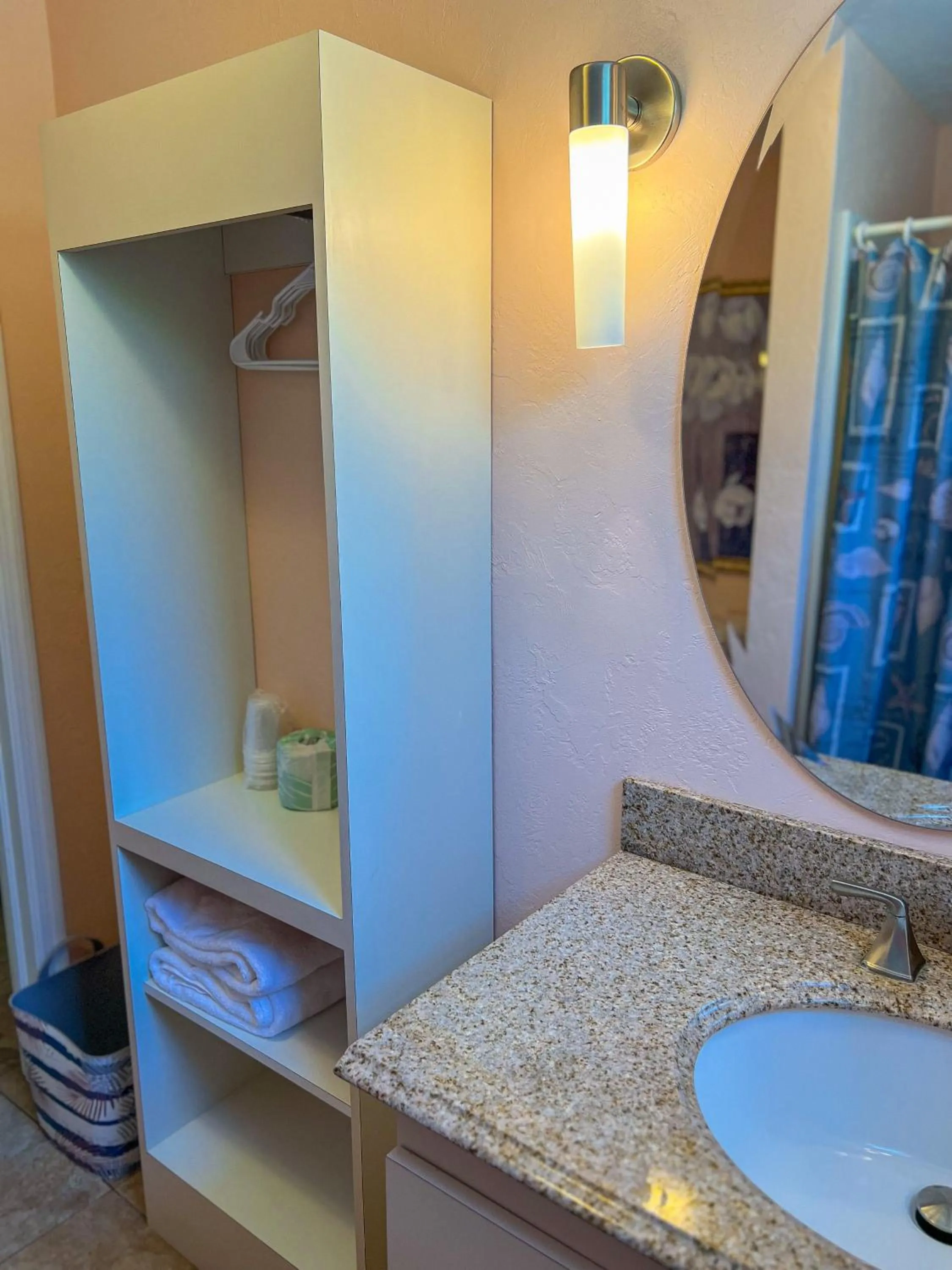 Sunset Cove Beach Resort