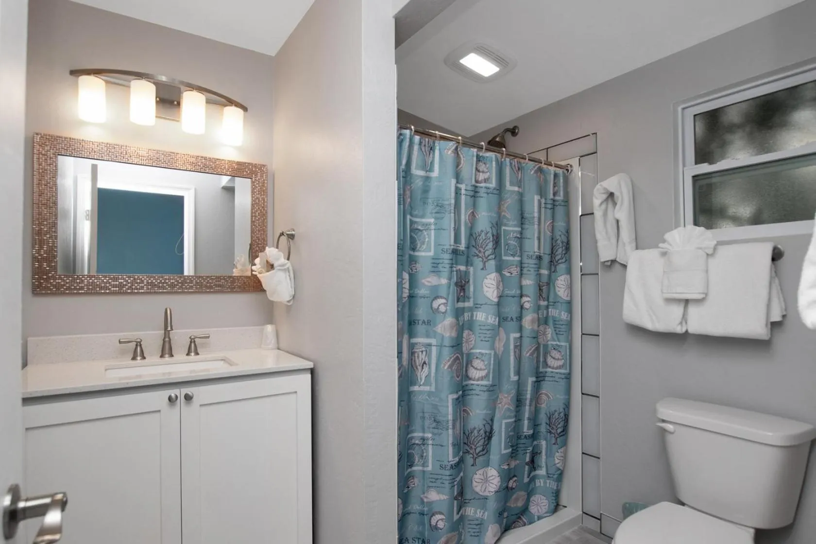 Sunset Cove Beach Resort