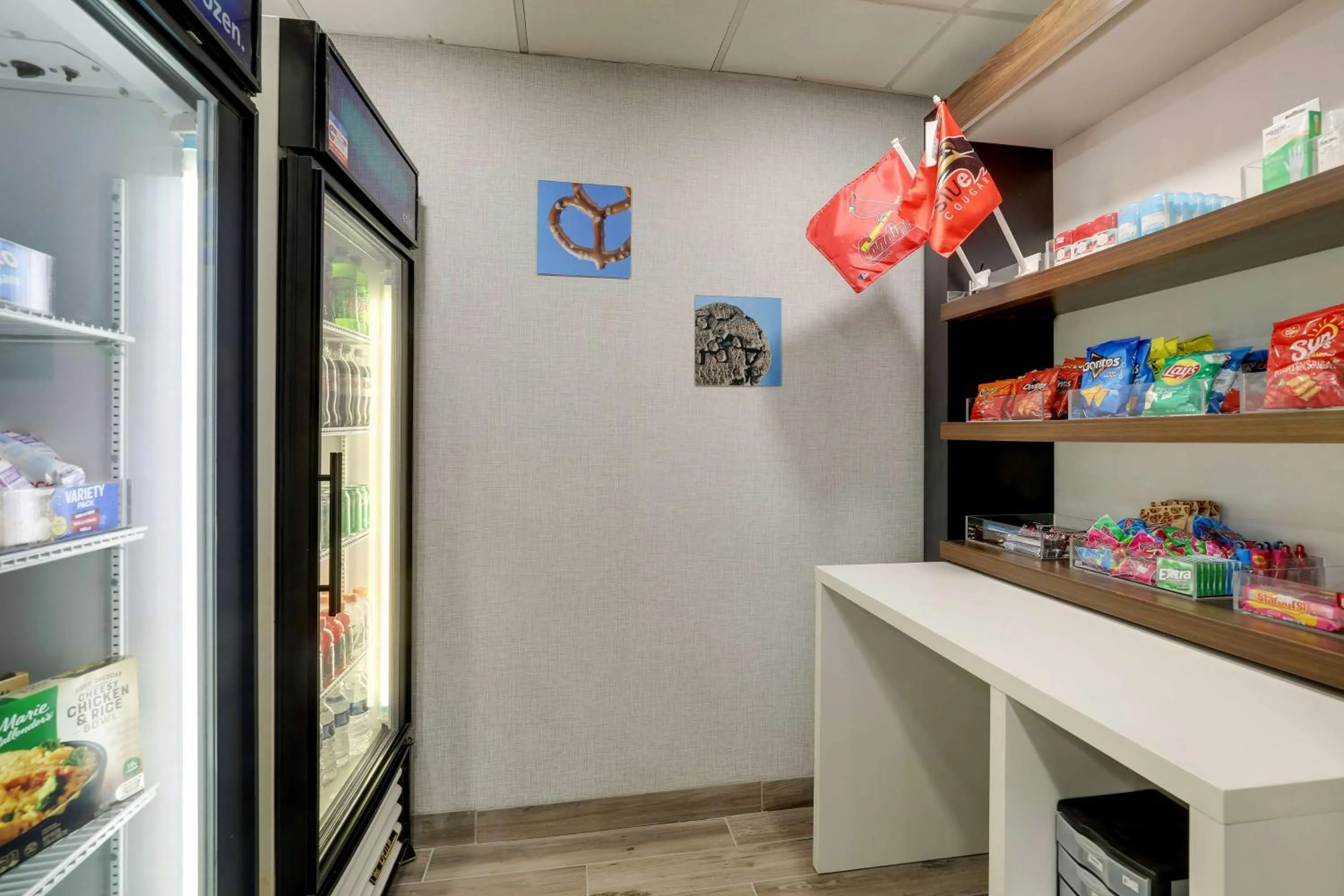 Restaurant/places to eat in Hampton Inn & Suites St. Louis - Edwardsville