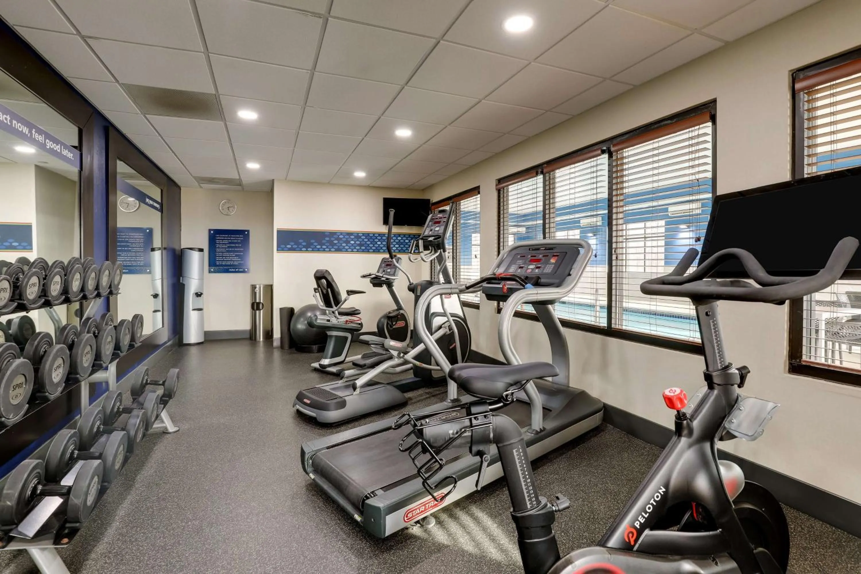 Fitness centre/facilities in Hampton Inn & Suites St. Louis - Edwardsville