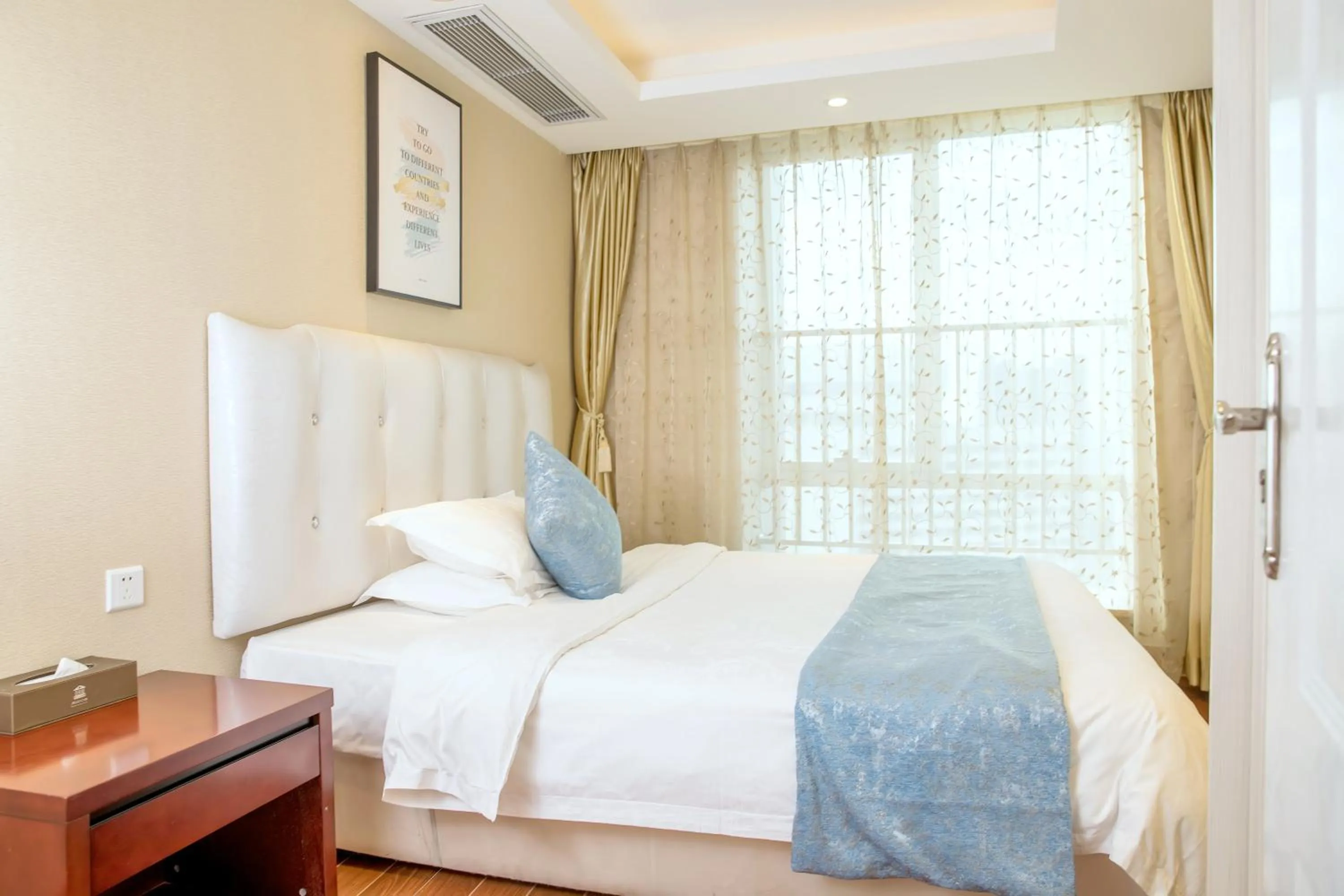 Photo of the whole room, Bed in Guangzhou Boman Apartment Zhengjia Huanshi Branch