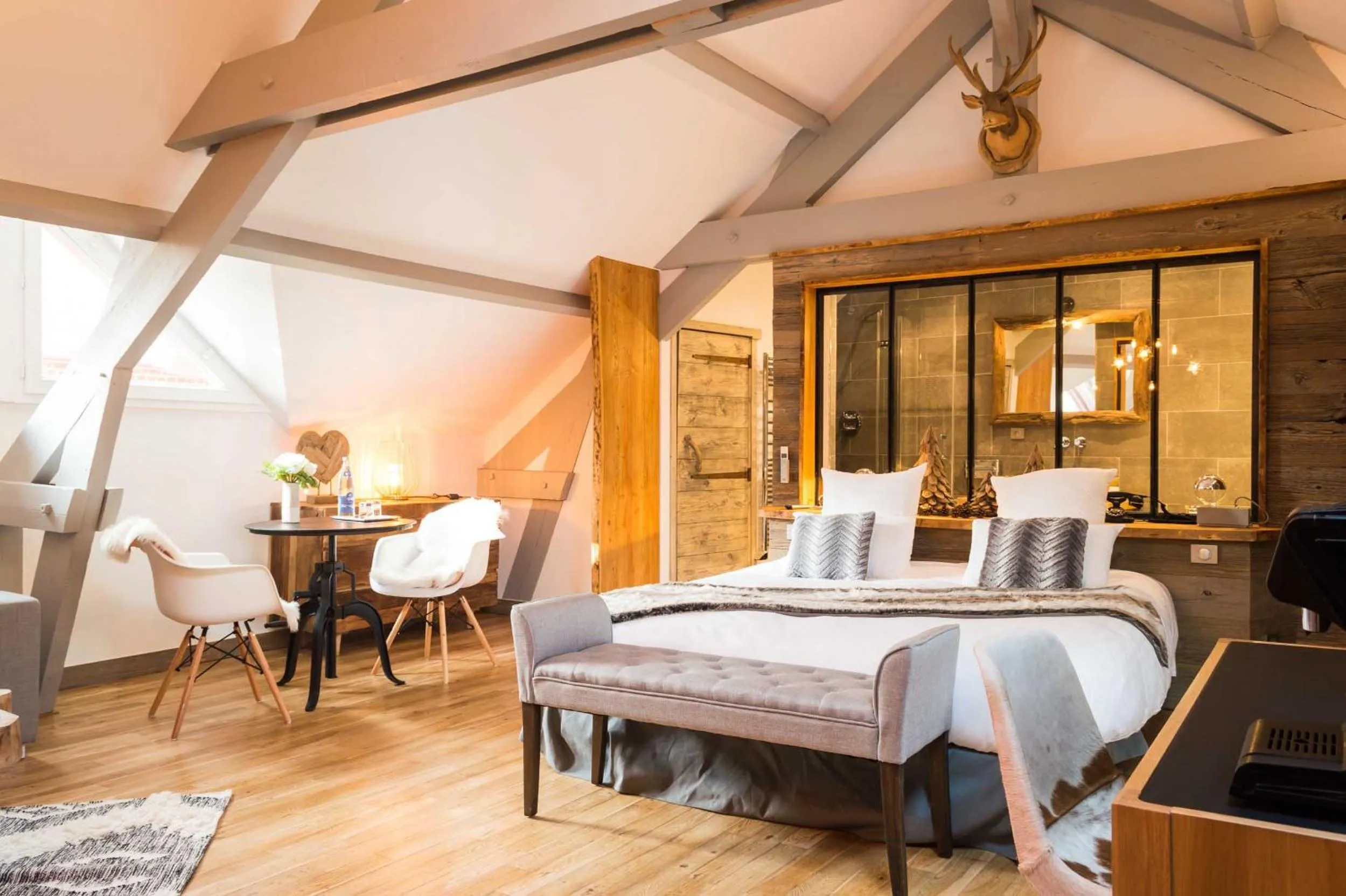 Bed in Les Jardins d'Epicure