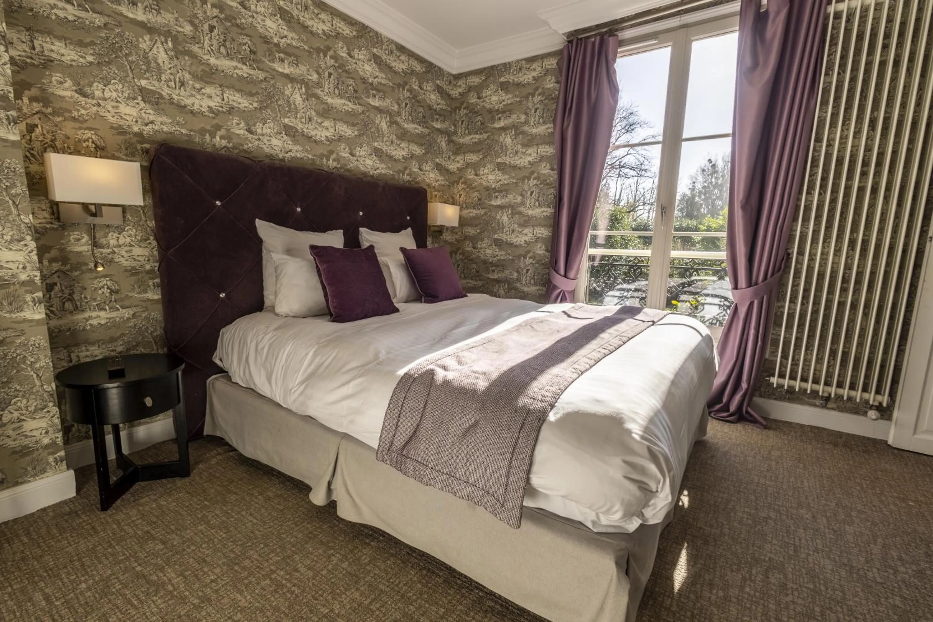 Bed in Les Jardins d'Epicure