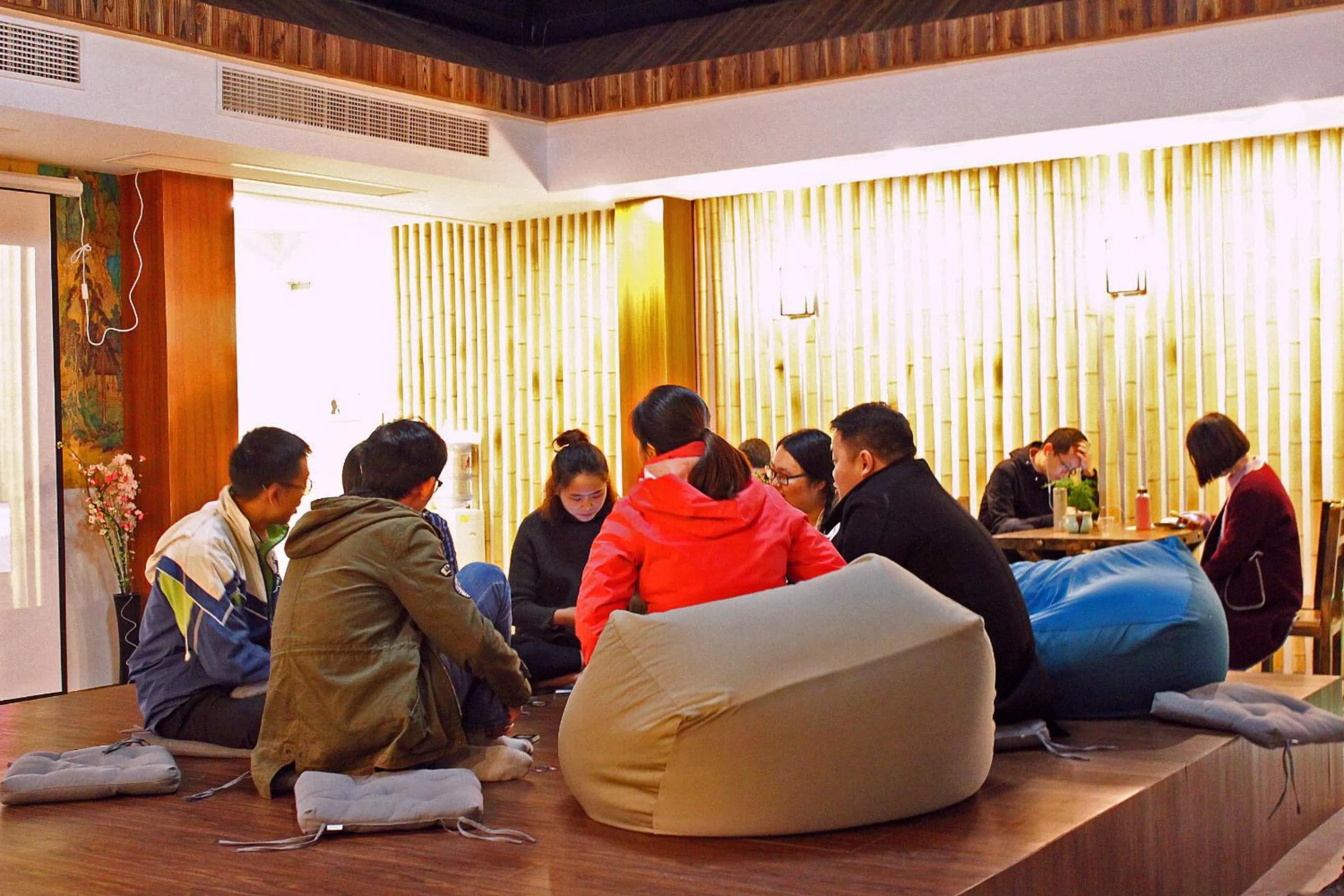 Communal lounge/ TV room in Onederz Hostel Hangzhou