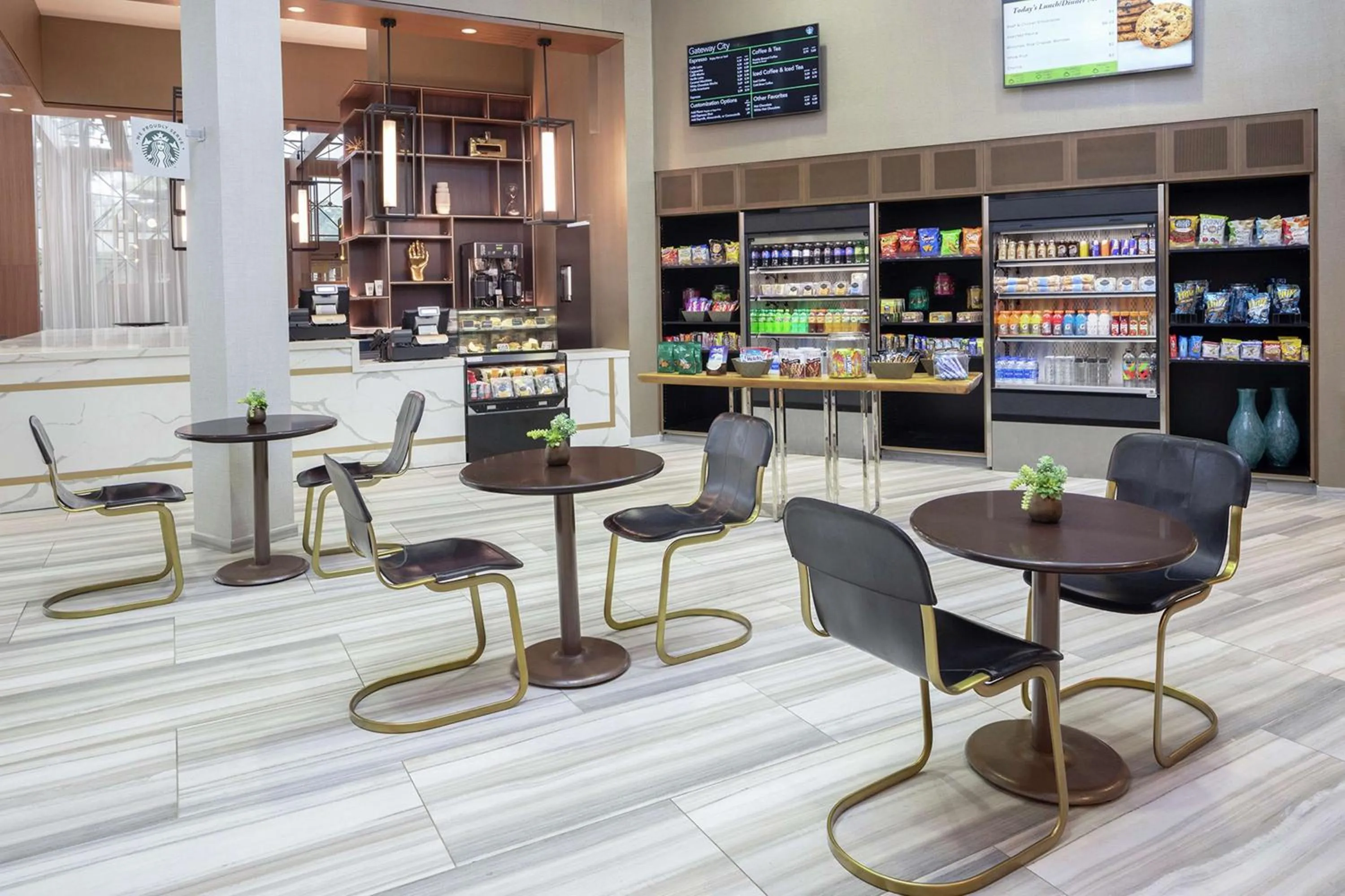 Restaurant/places to eat in DoubleTree by Hilton Hotel Newark Airport