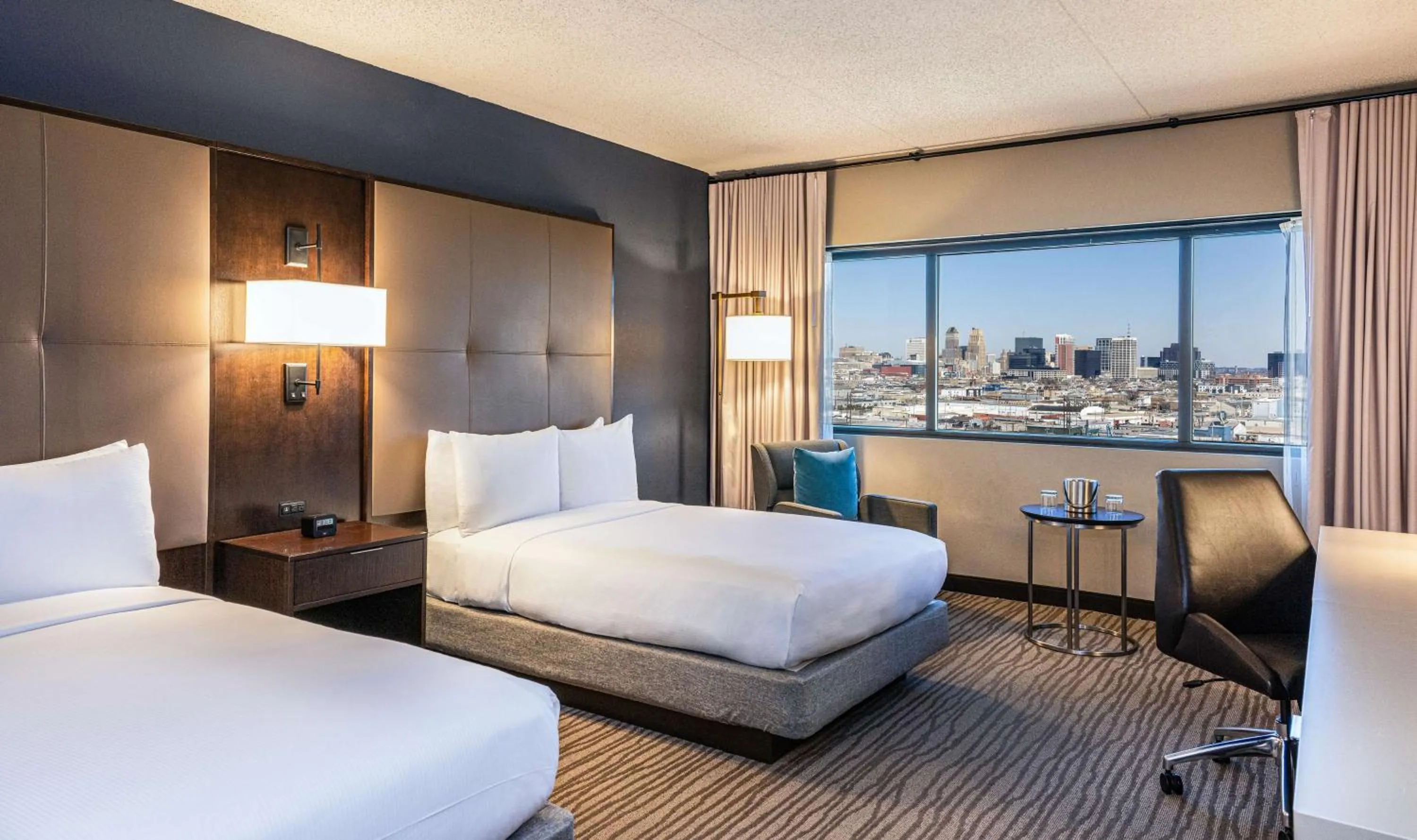 Bed in DoubleTree by Hilton Hotel Newark Airport