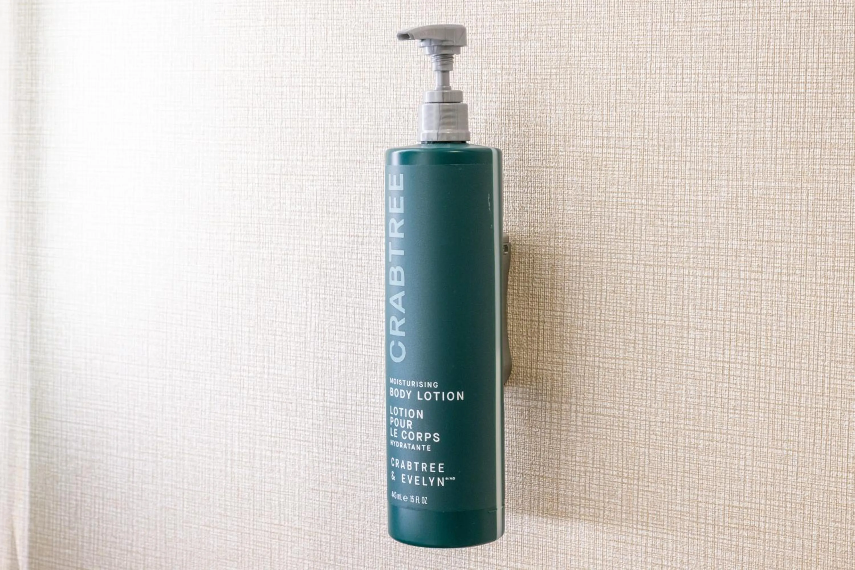 Bathroom in DoubleTree by Hilton Hotel Newark Airport