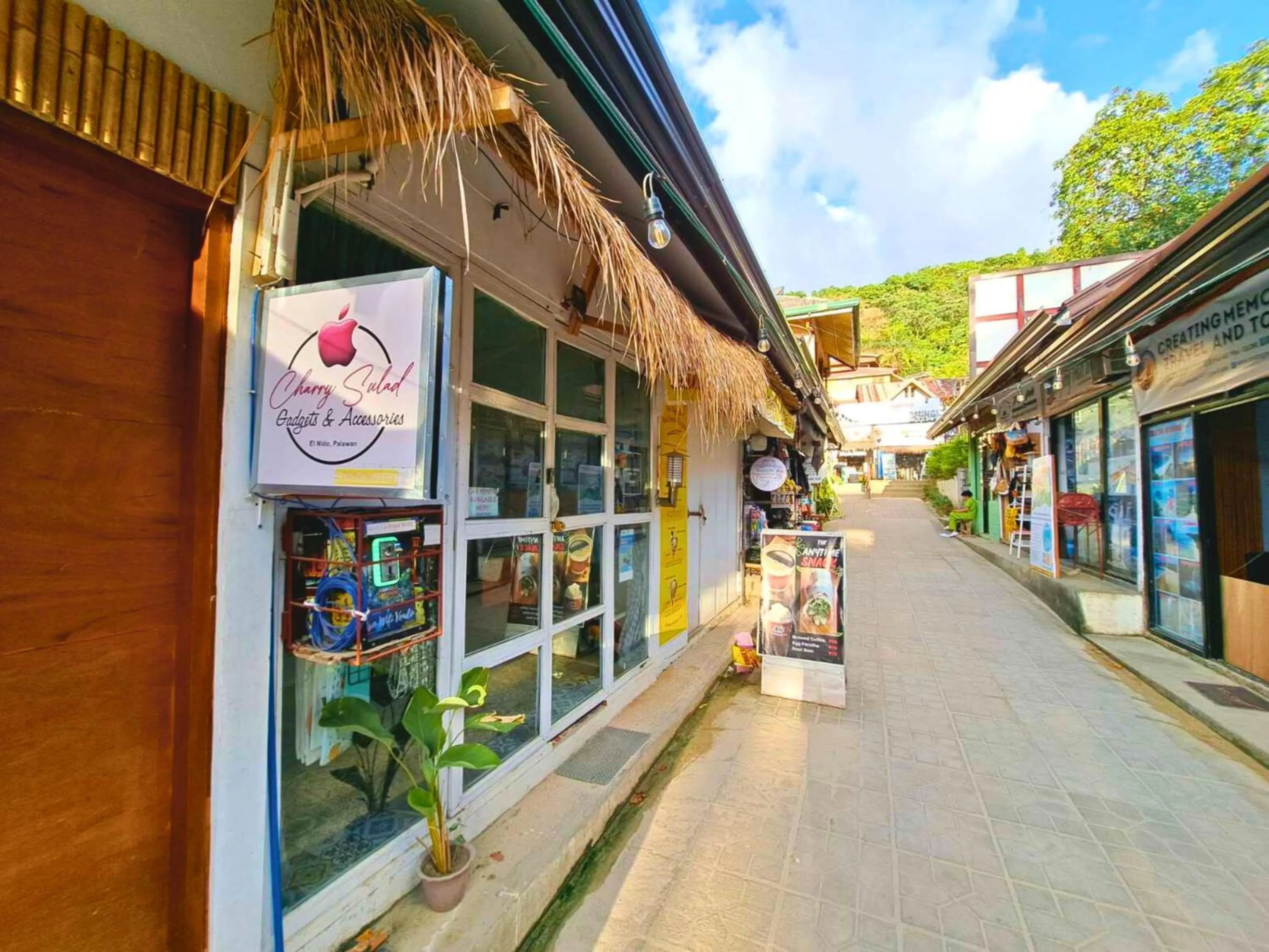 Area and facilities in Suites by Eco Hotels