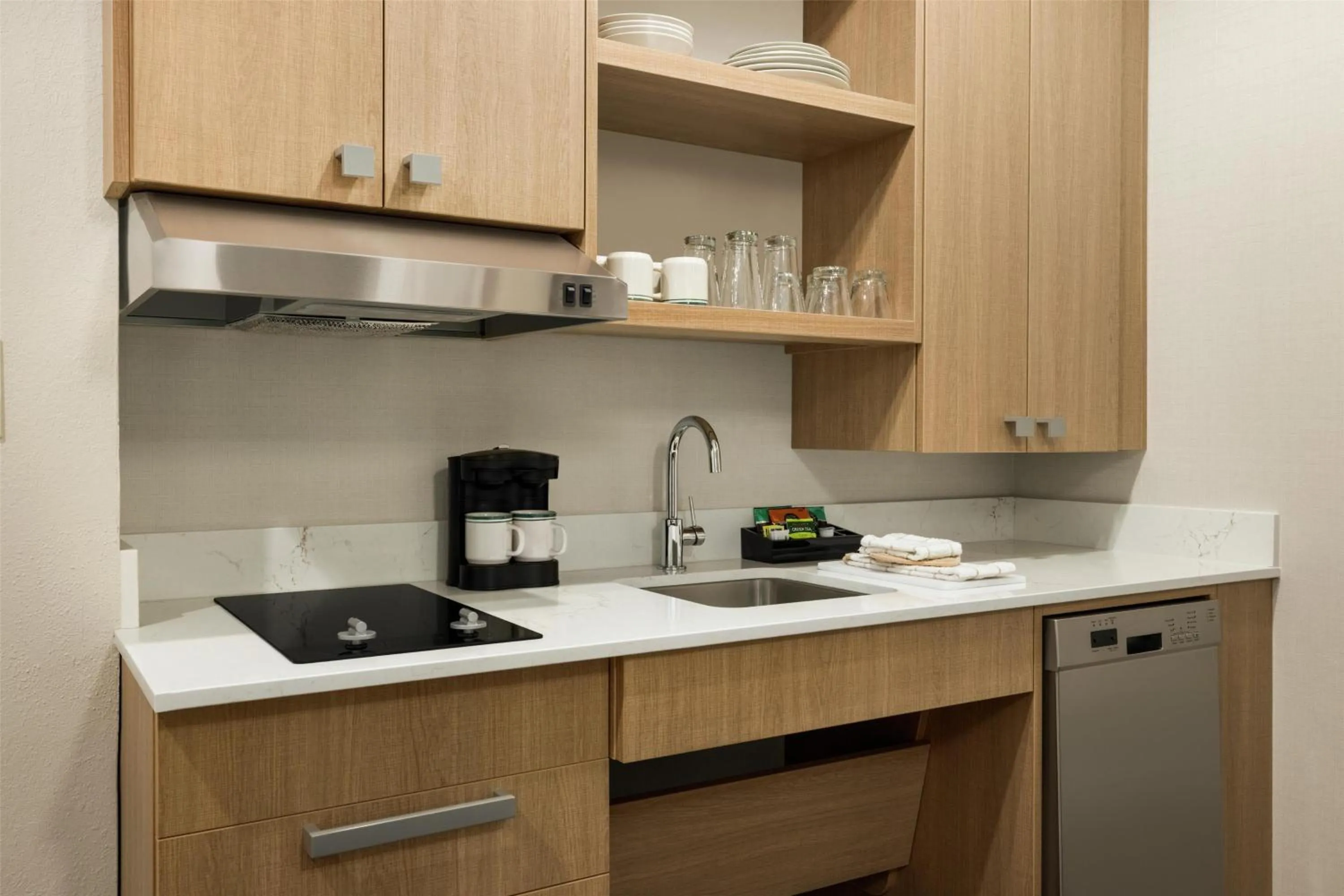 Kitchen or kitchenette in Homewood Suites by Hilton Denver West - Lakewood