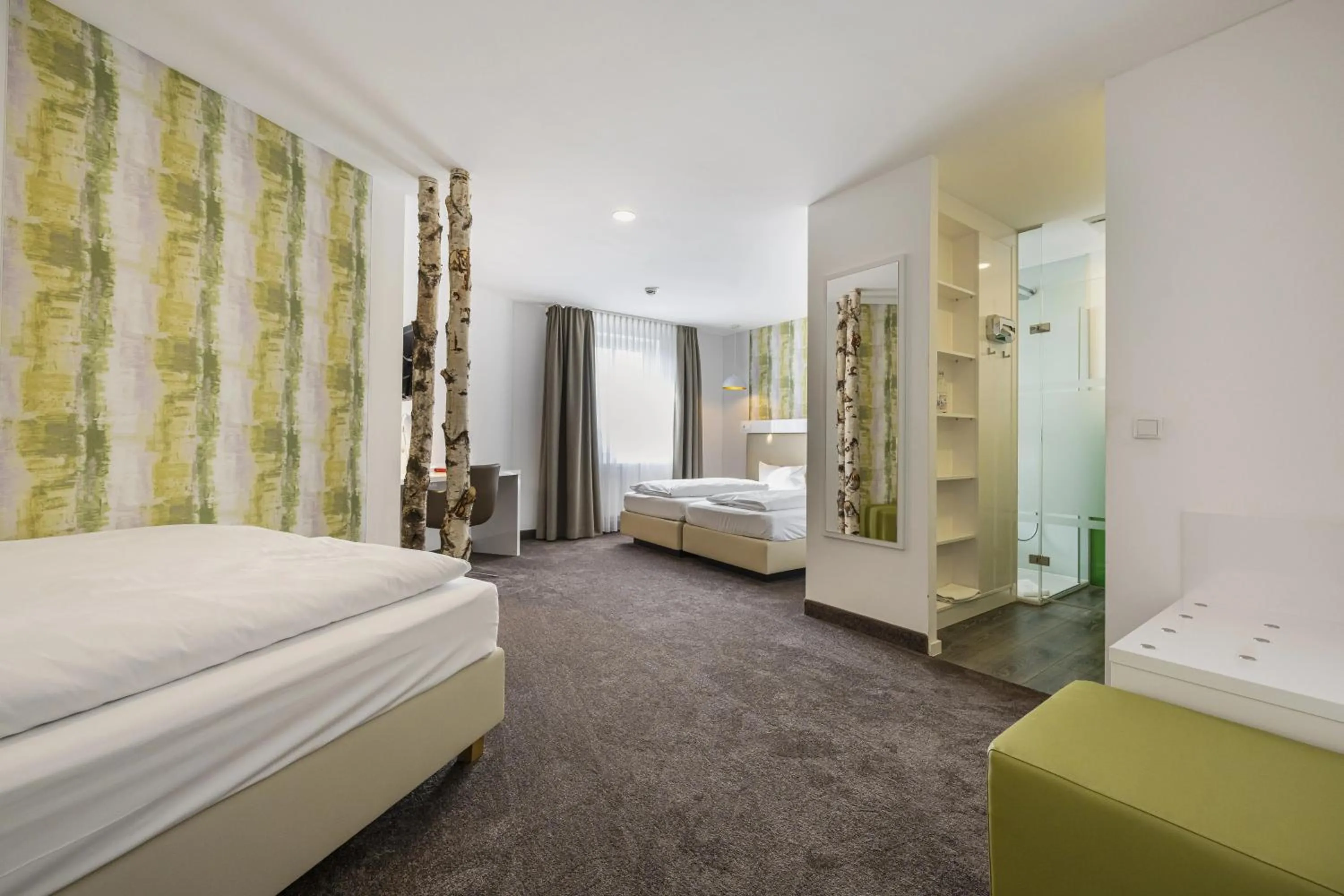 Photo of the whole room, Bed in Hotel Günter