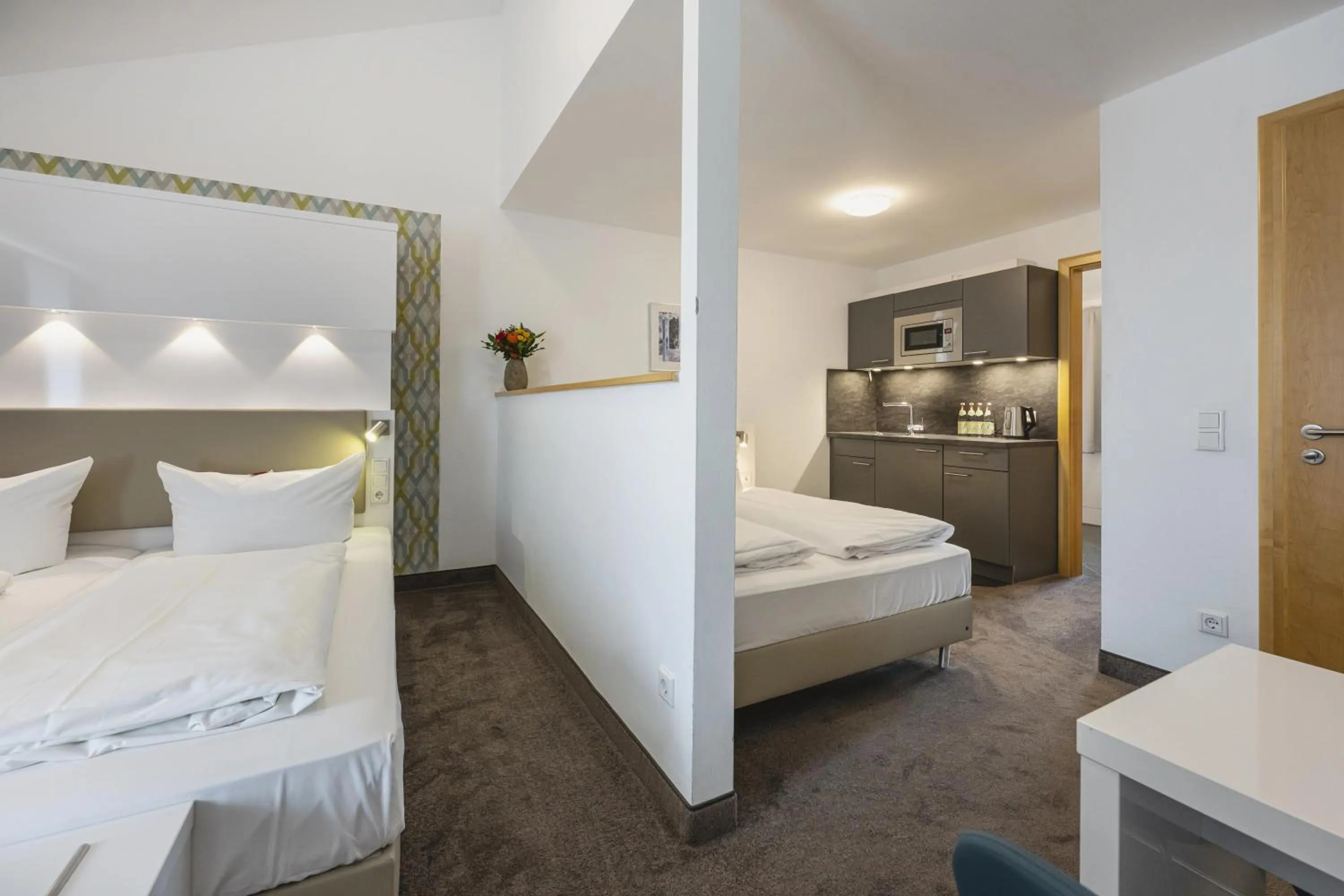 Photo of the whole room, Bed in Hotel Günter