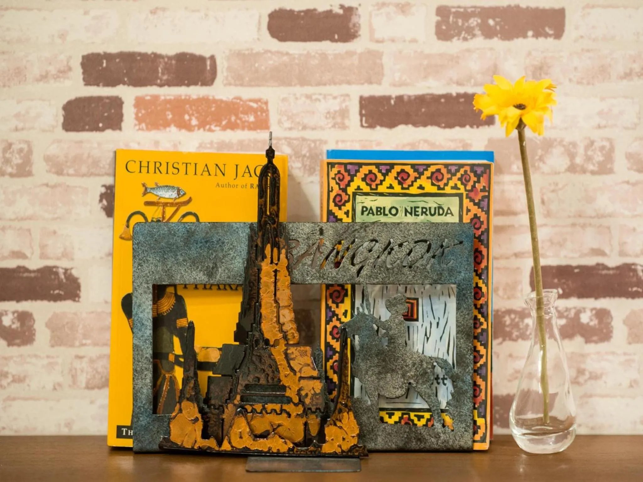 Decorative detail in iChapter Hotel Suvarnabhumi