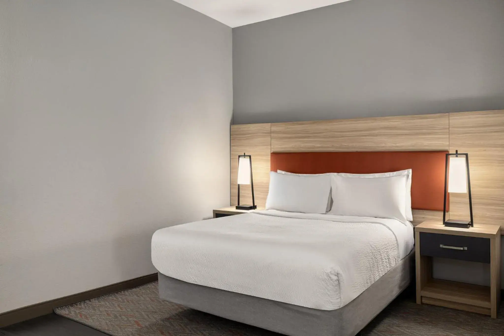 One-Bedroom Queen Suite in Candlewood Suites San Diego by IHG One-Bedroom Queen Suite in Candlewood Suites San Diego by IHG