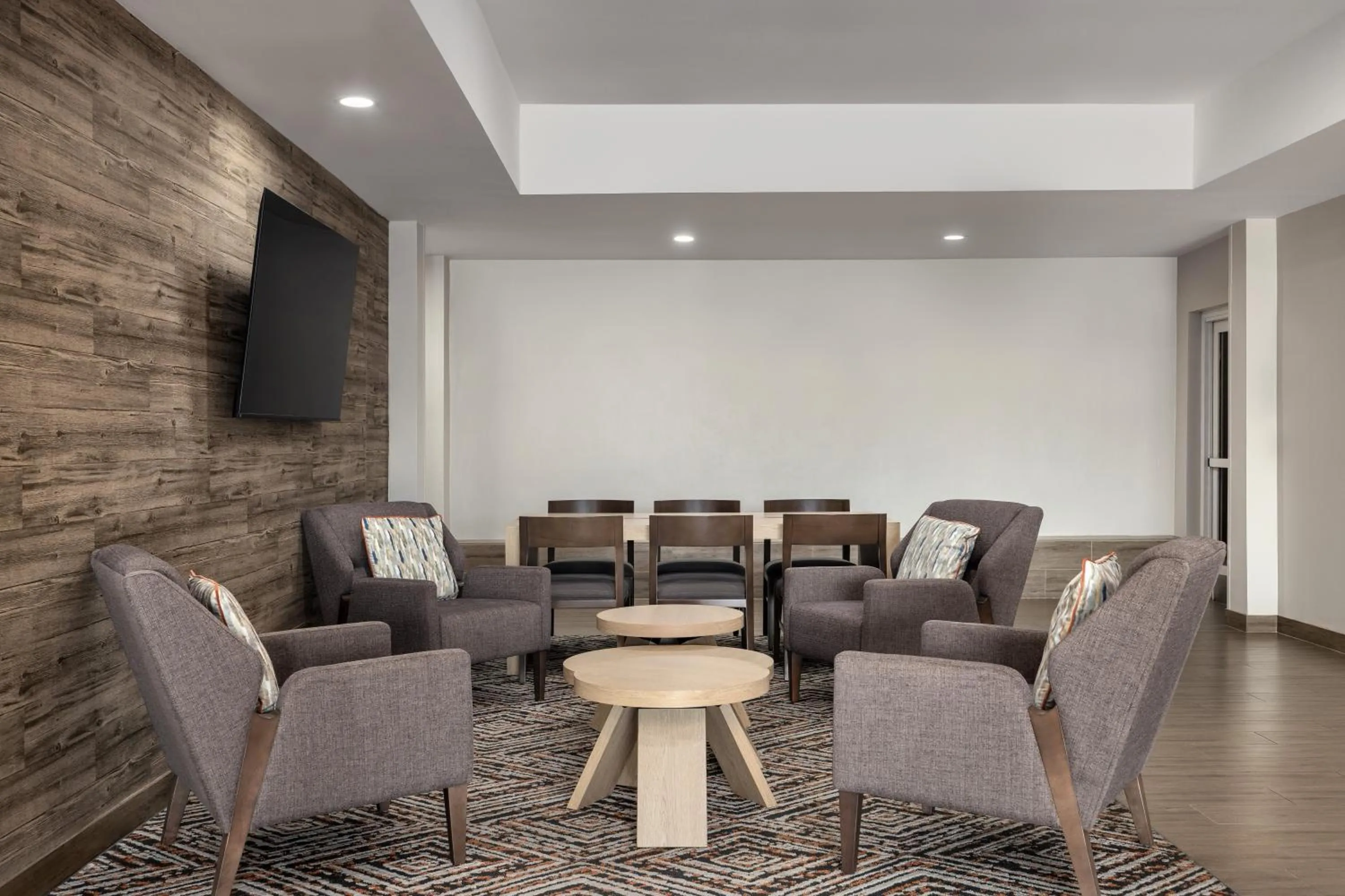 TV and multimedia in Candlewood Suites San Diego by IHG