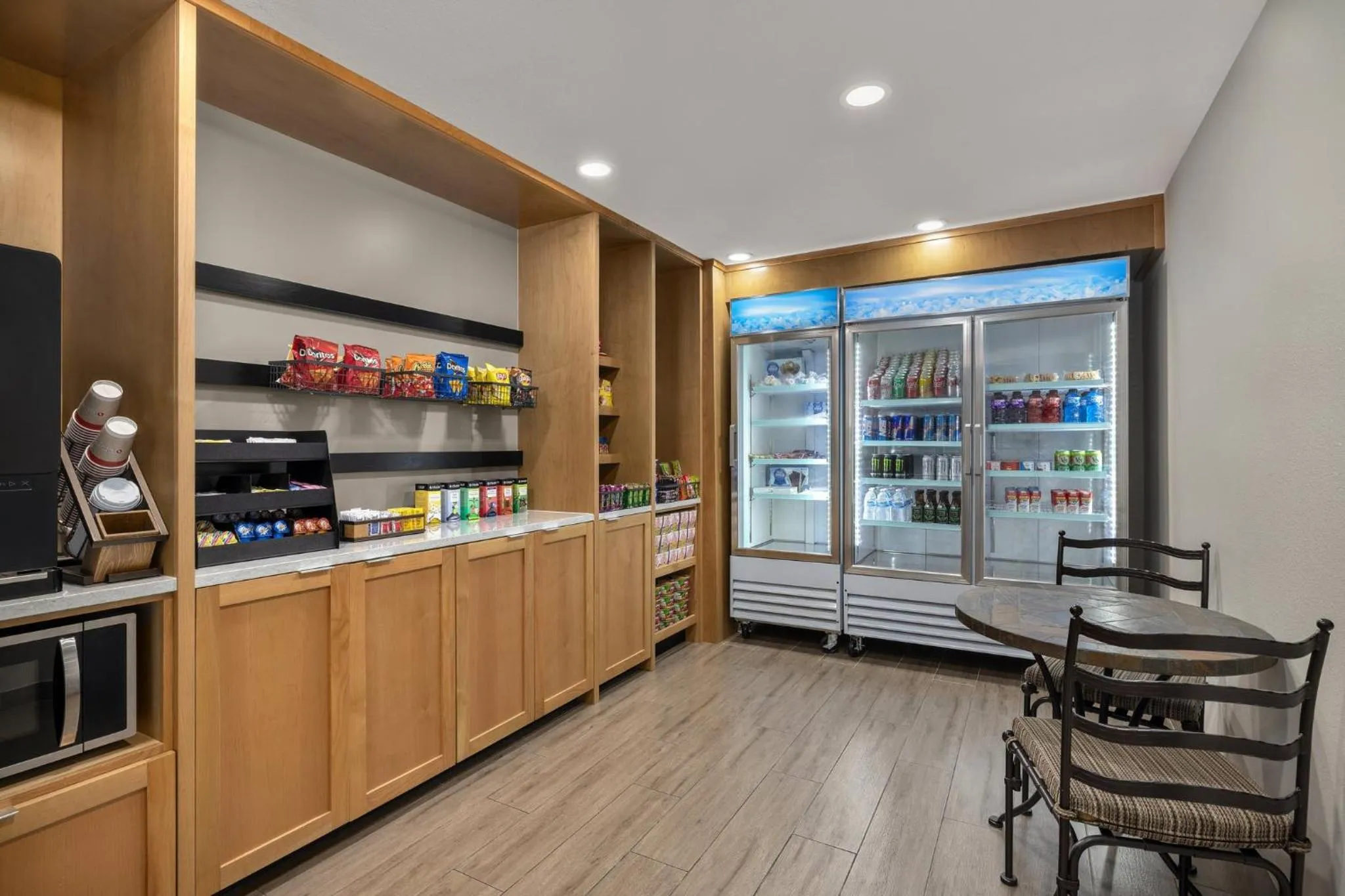 Lobby or reception in Candlewood Suites San Diego by IHG