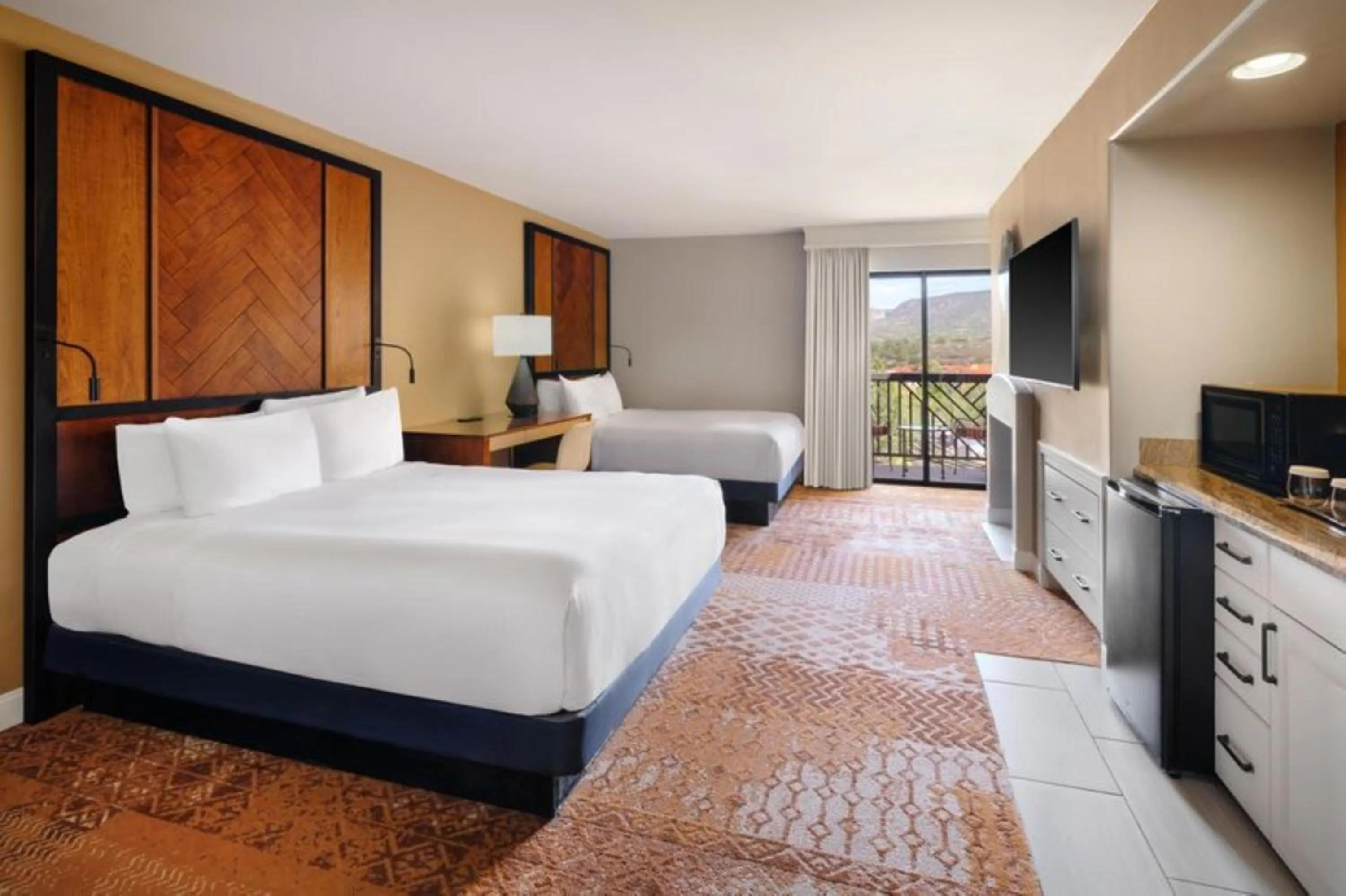 Bed in Hilton Sedona Resort at Bell Rock