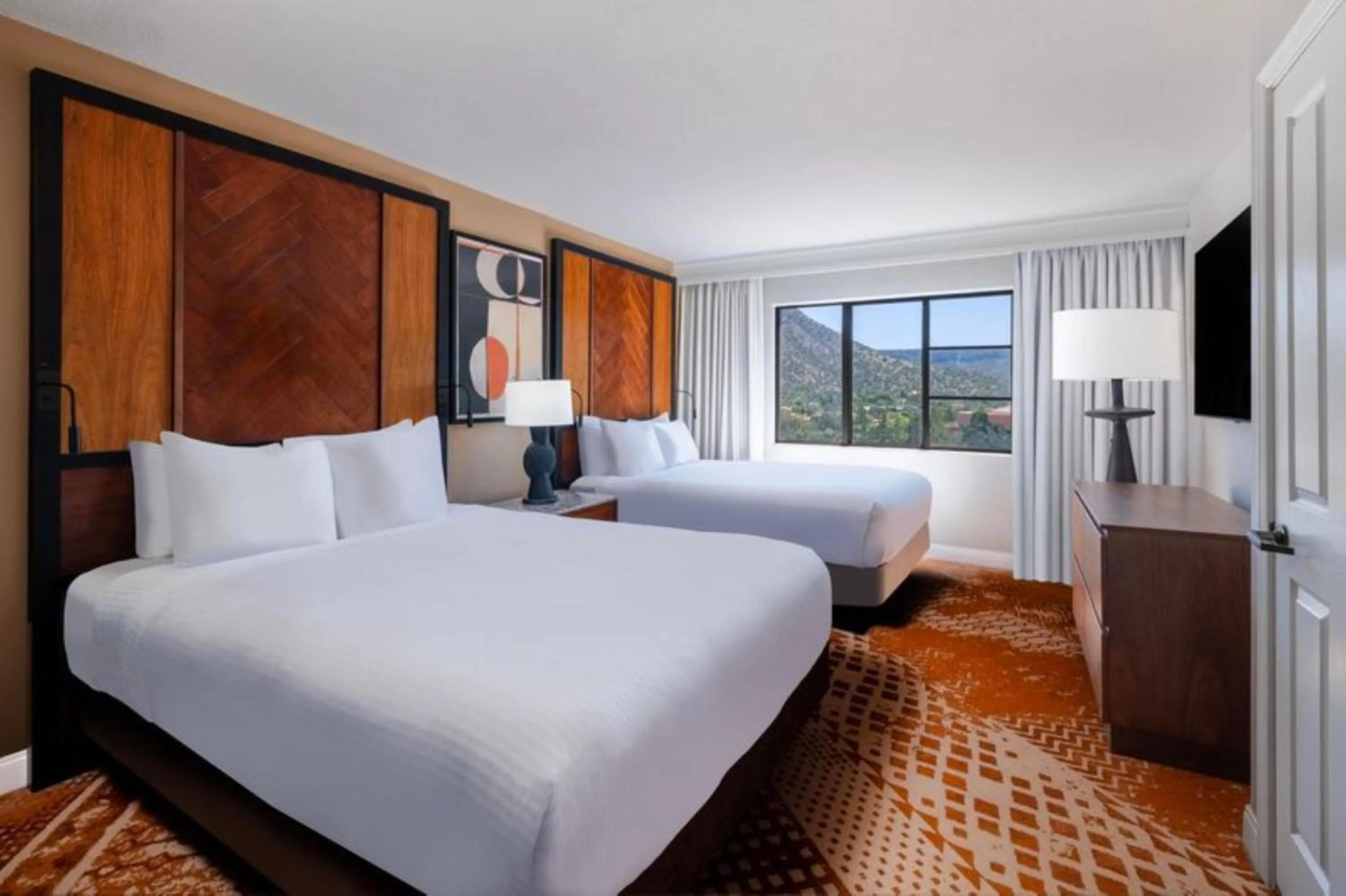 Bed in Hilton Sedona Resort at Bell Rock