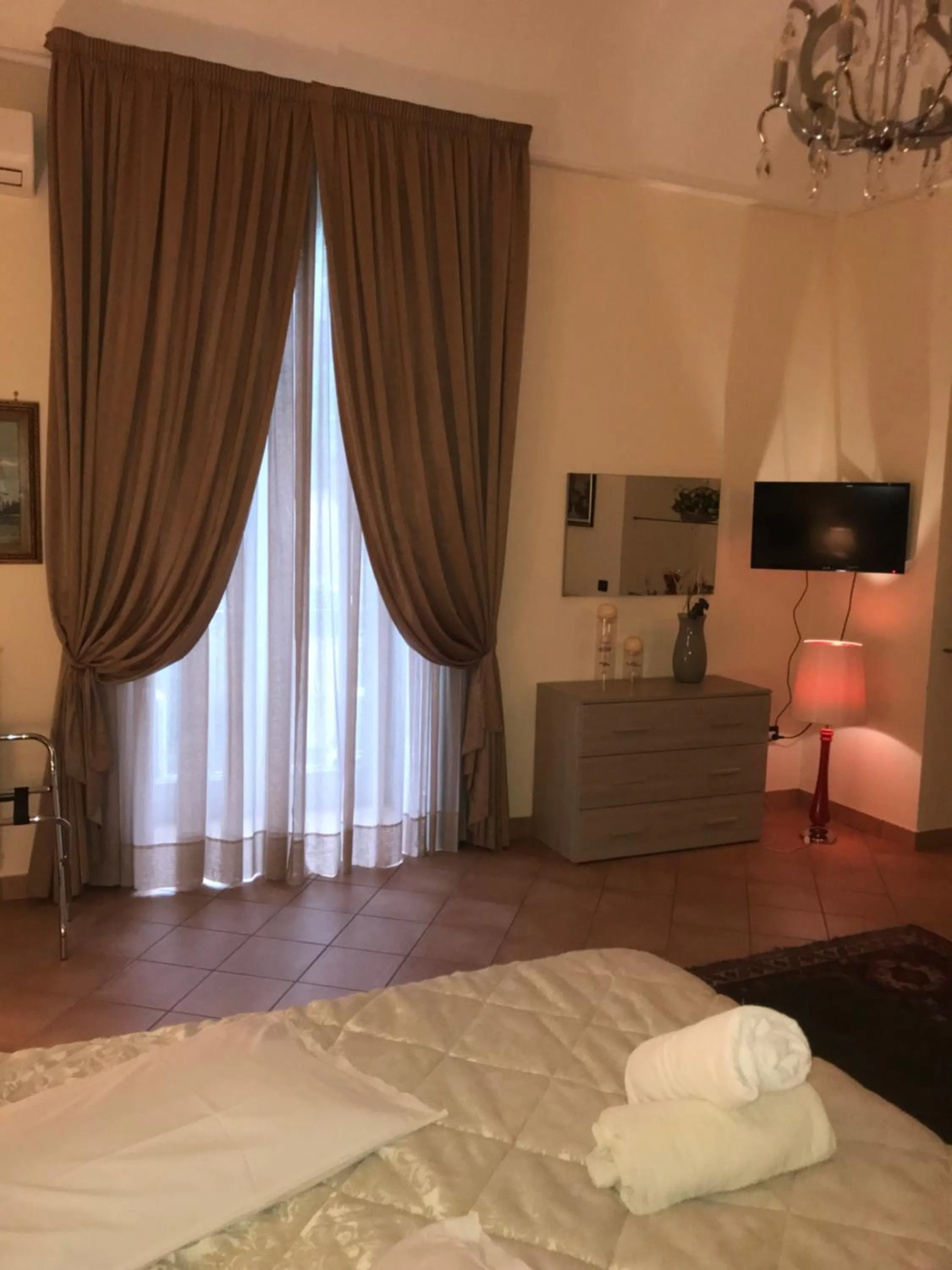 Bedroom, Bed in Mà Maison