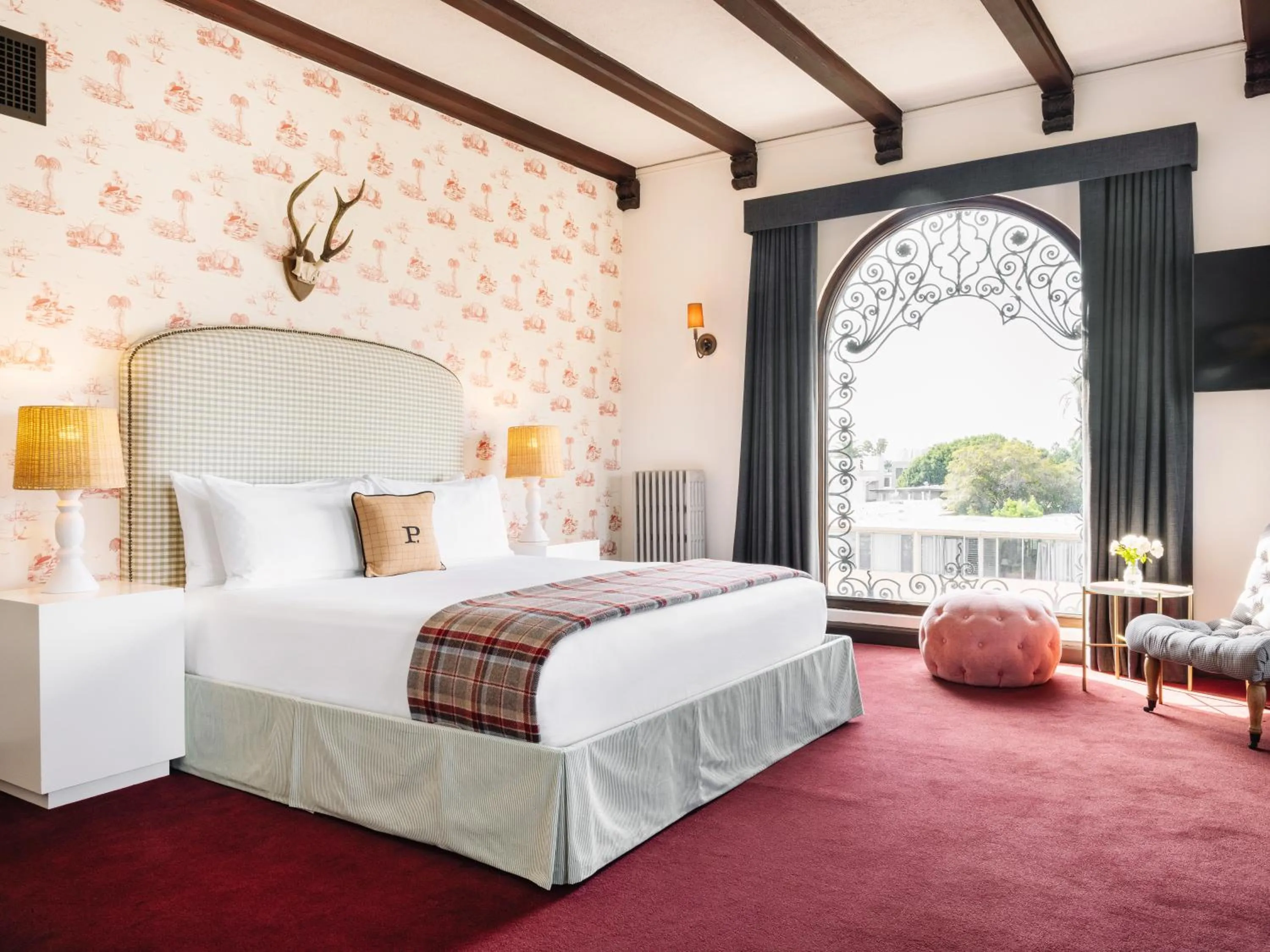 Bed in Palihouse Santa Monica