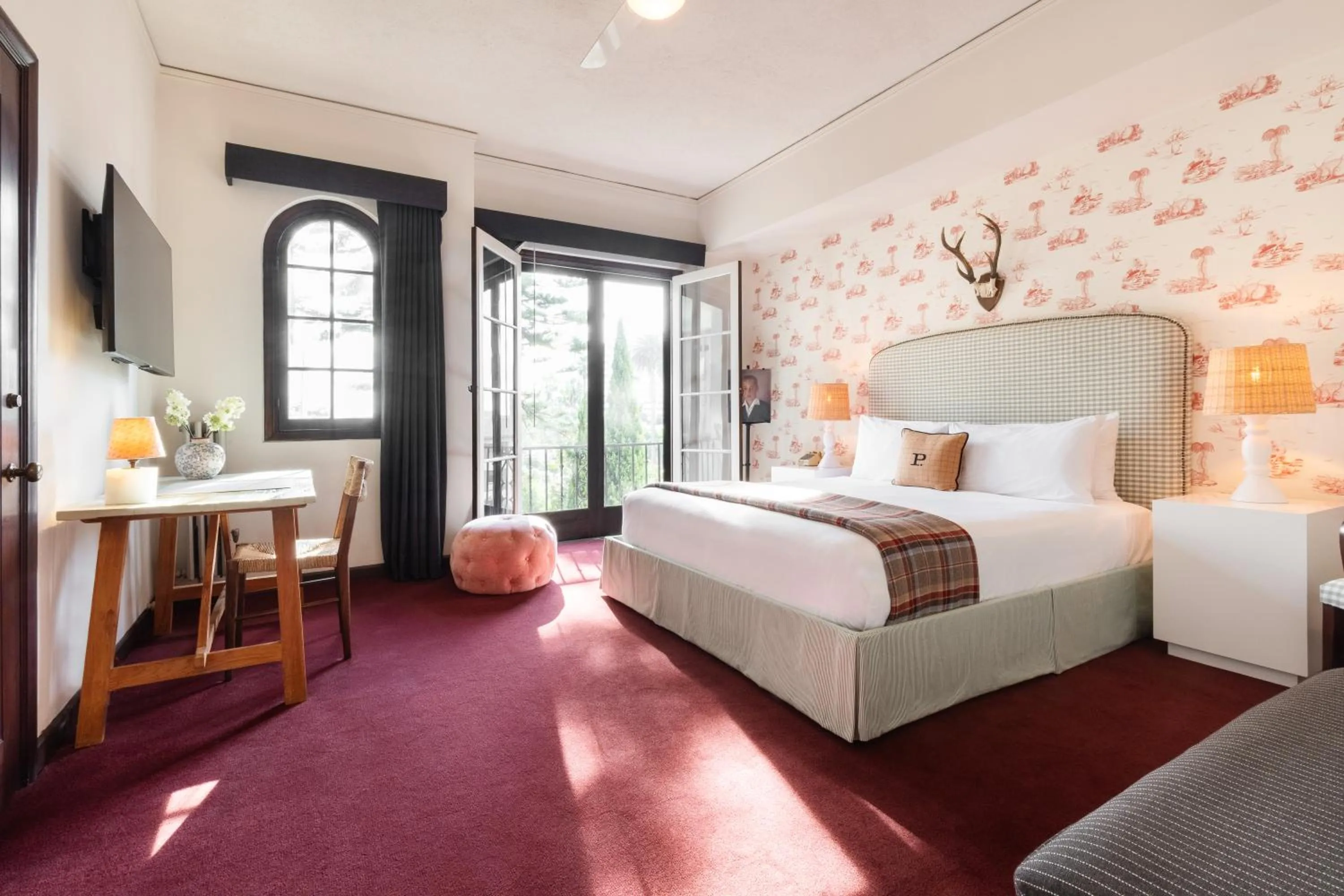 Bed in Palihouse Santa Monica