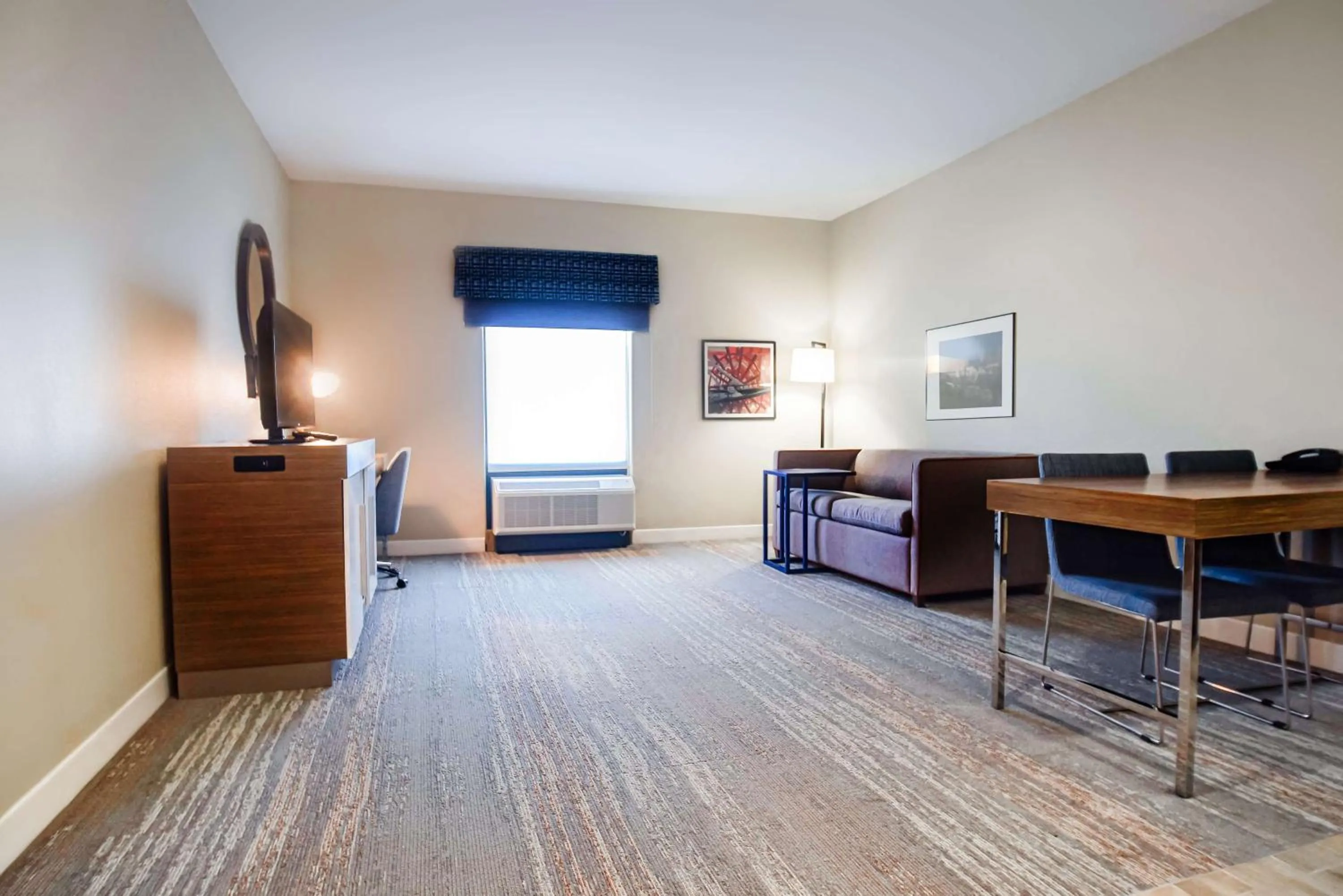 Living room in Hampton Inn Baton Rouge - Denham Springs