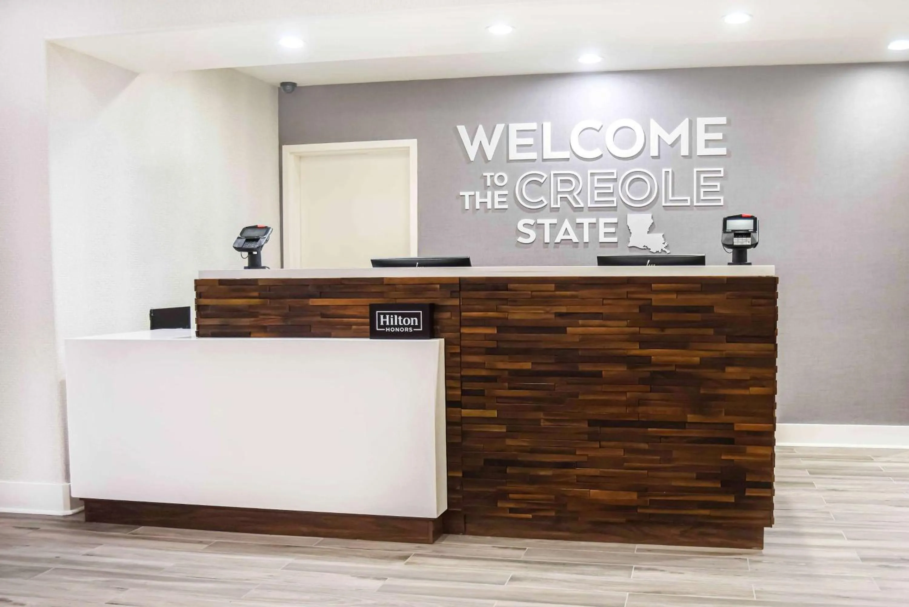 Lobby or reception in Hampton Inn Baton Rouge - Denham Springs