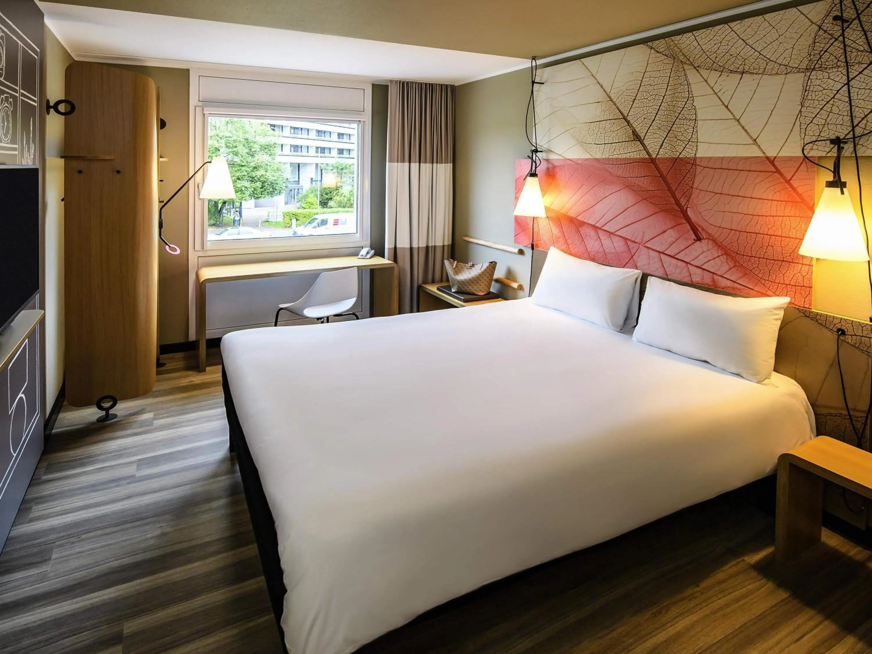 Bedroom, Bed in ibis Hotel Muenchen City West