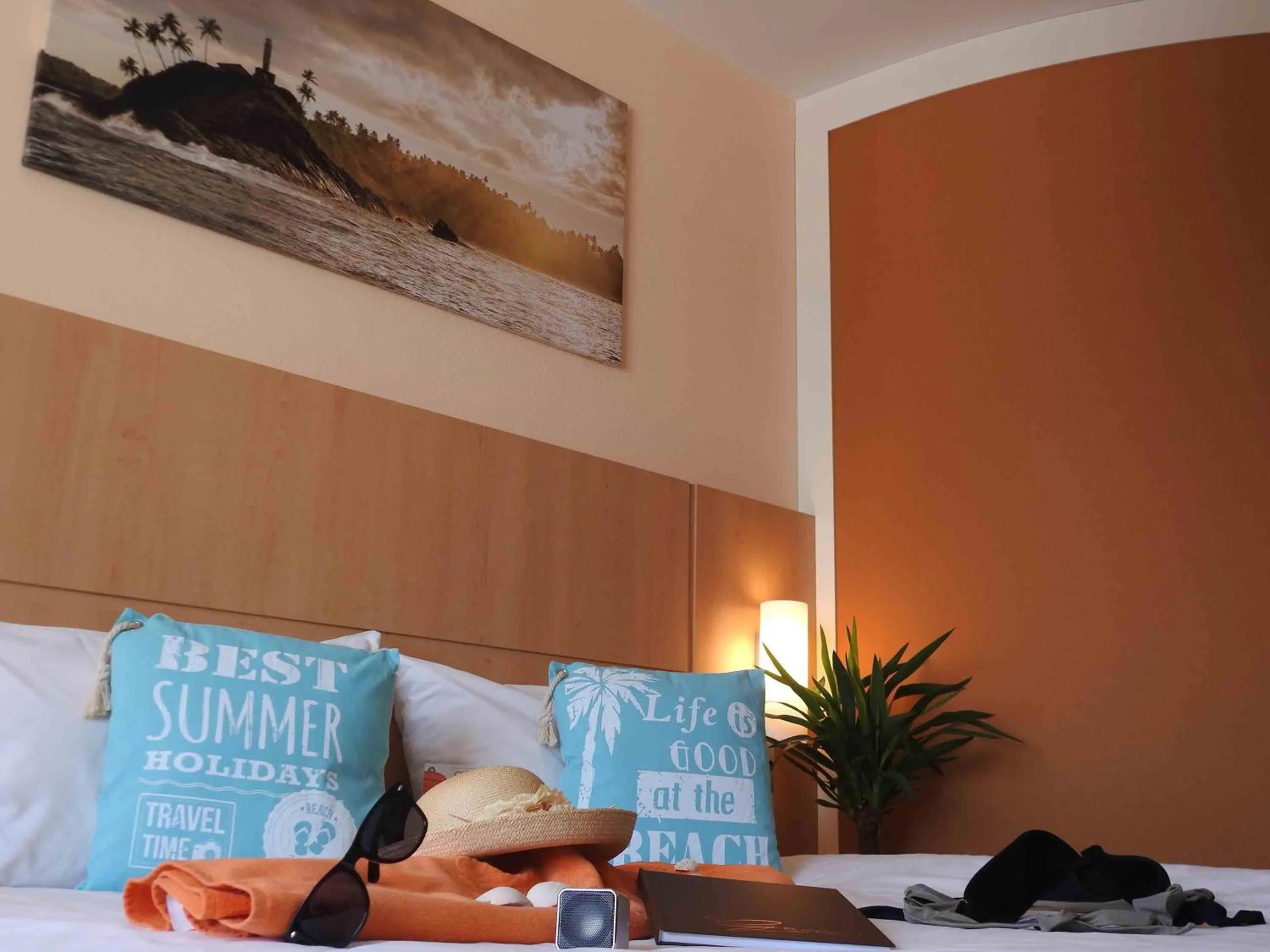 Bedroom, Bed in ibis Hotel Muenchen City West