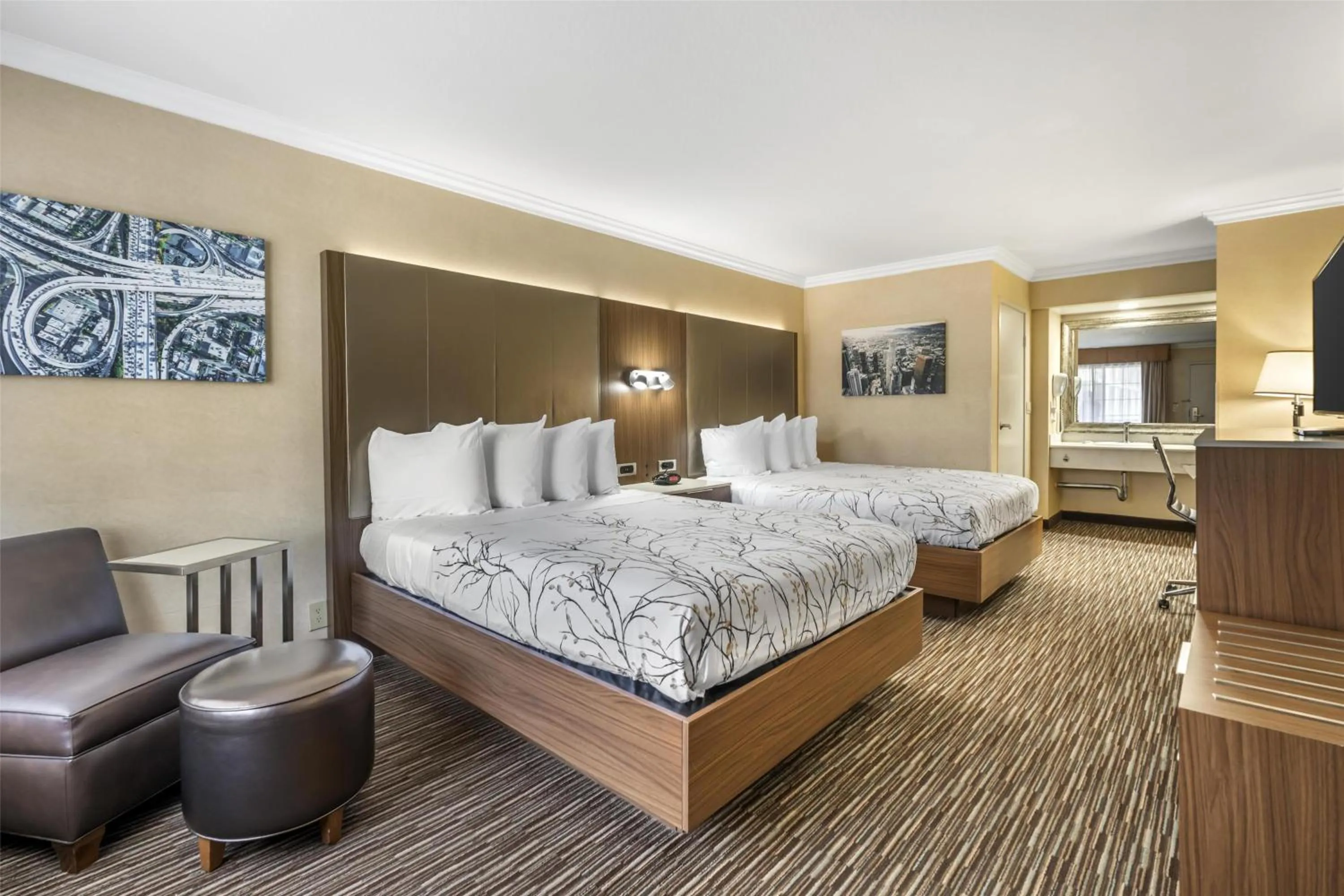 Bedroom, Bed in Best Western Airpark Hotel - LAX Airport LA Stadium