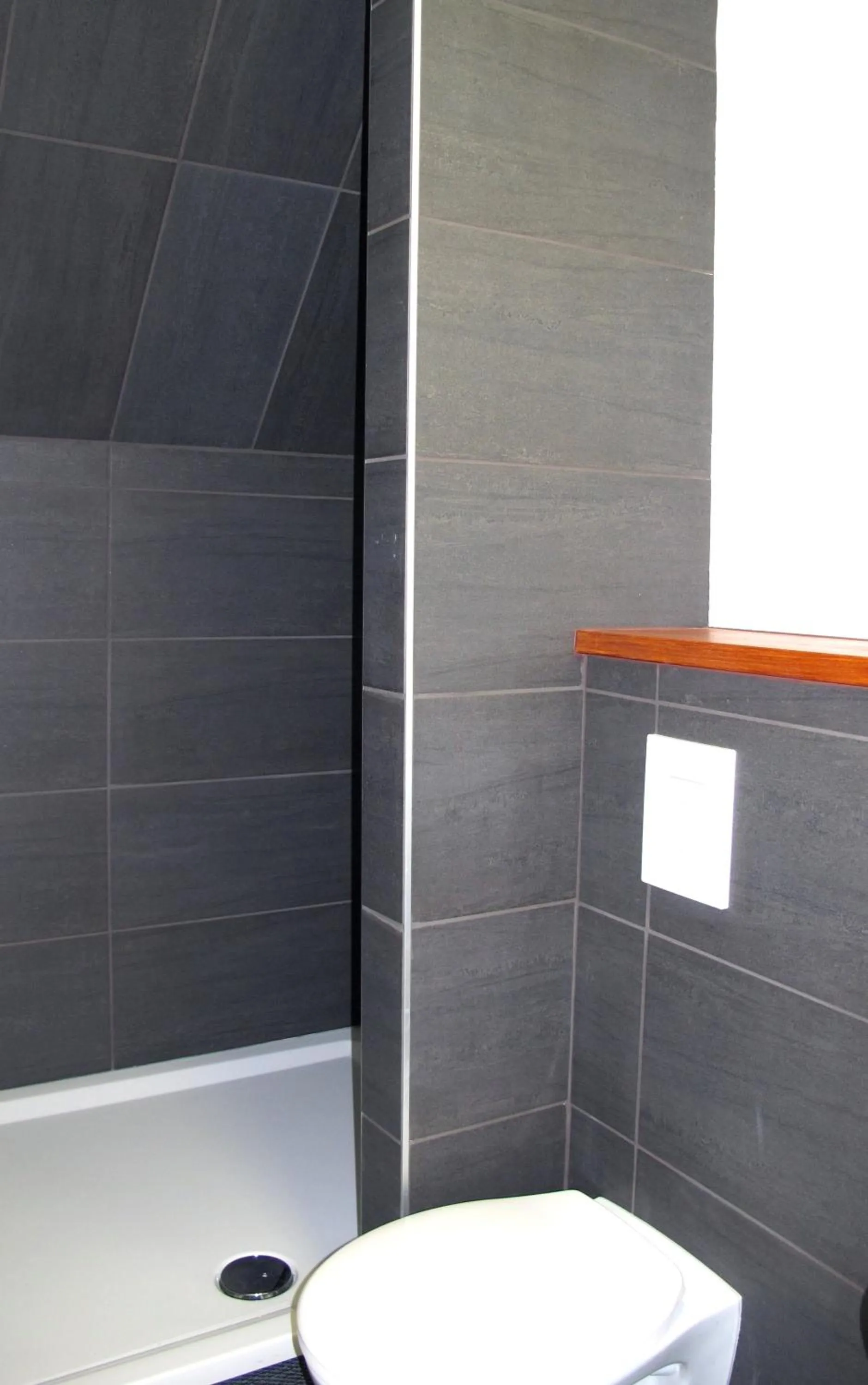 Shower in Stone Station