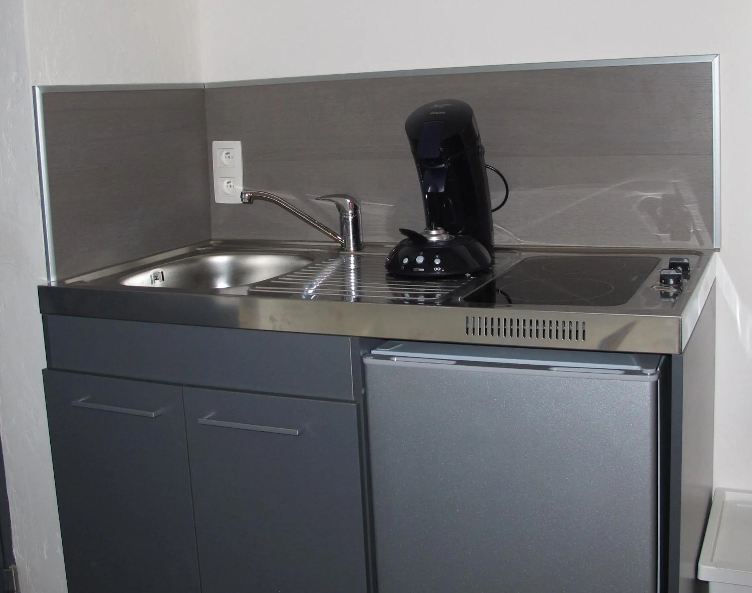 Kitchen or kitchenette in Stone Station