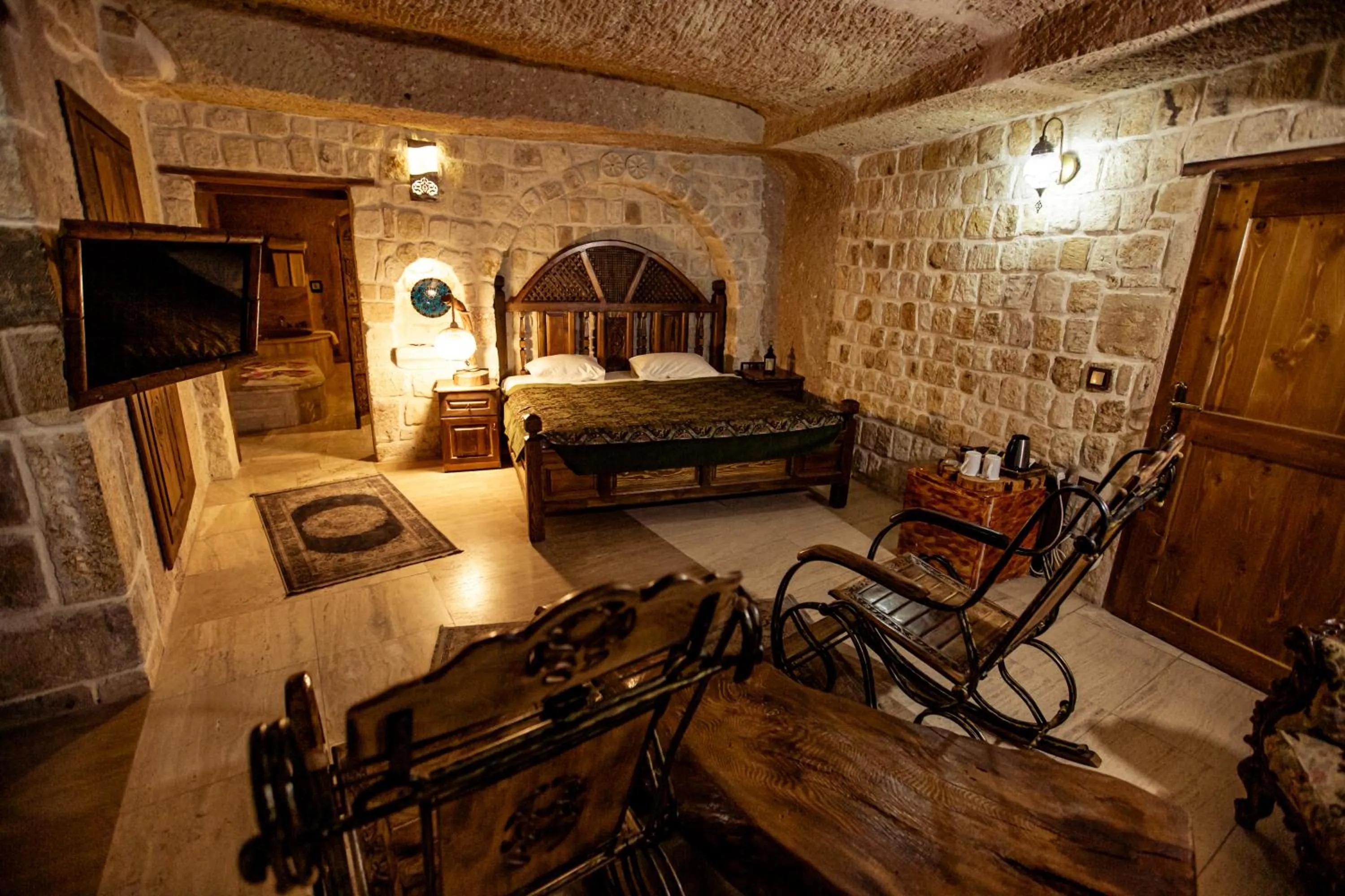 Oread Cave Suites