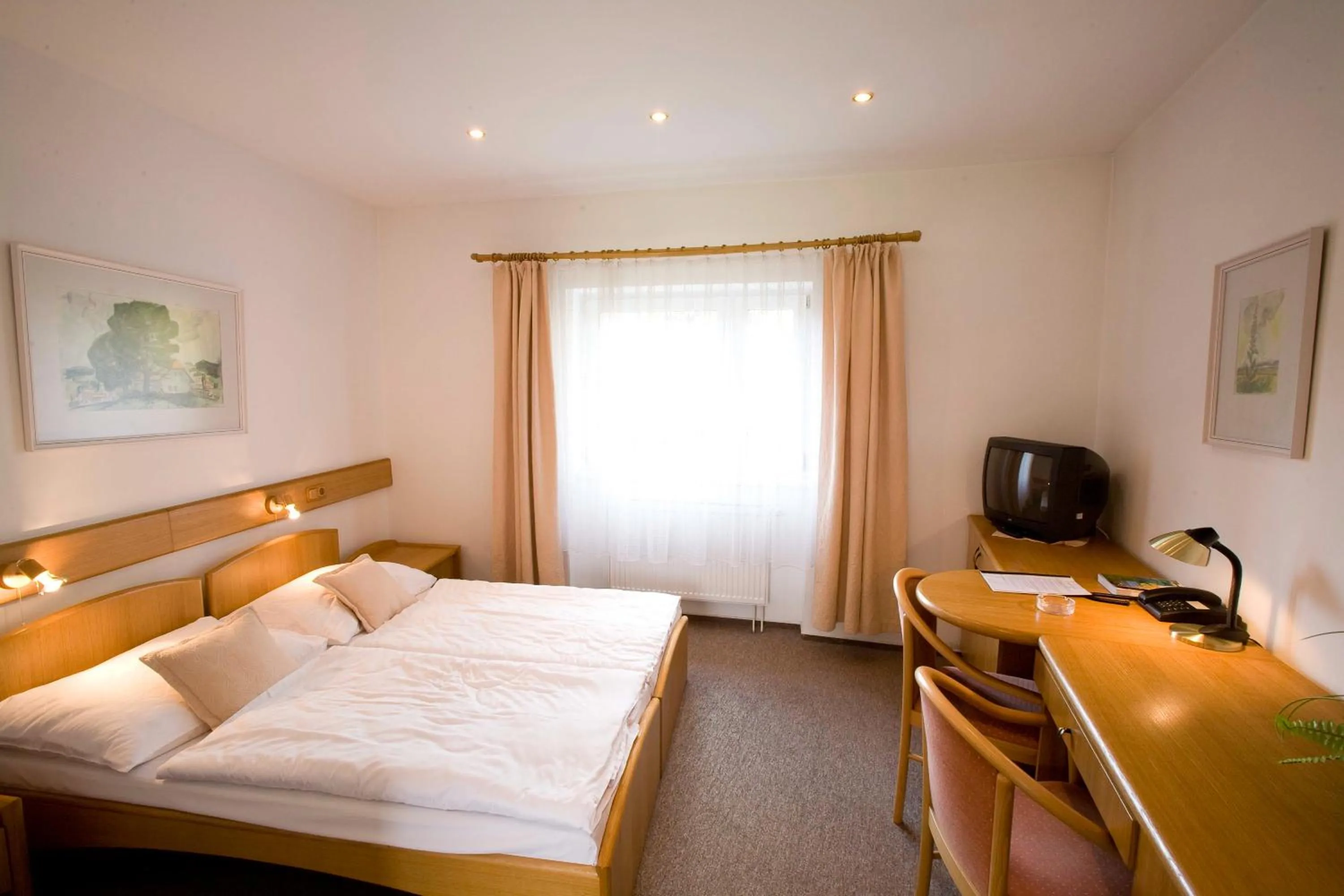 Bedroom, Bed in Hotel Veba