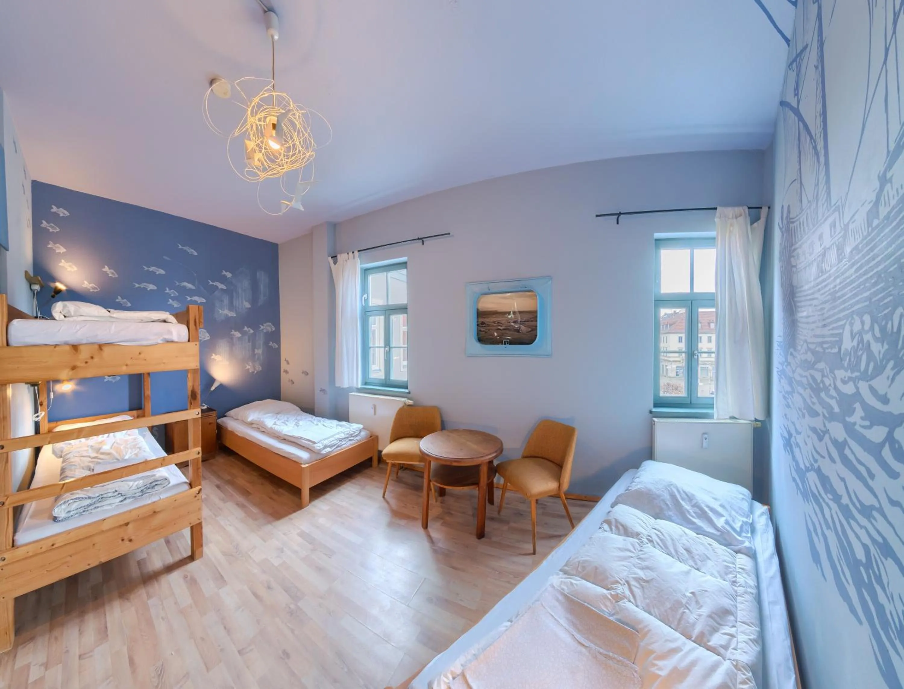 Photo of the whole room, Bed in Labyrinth Hostel Weimar