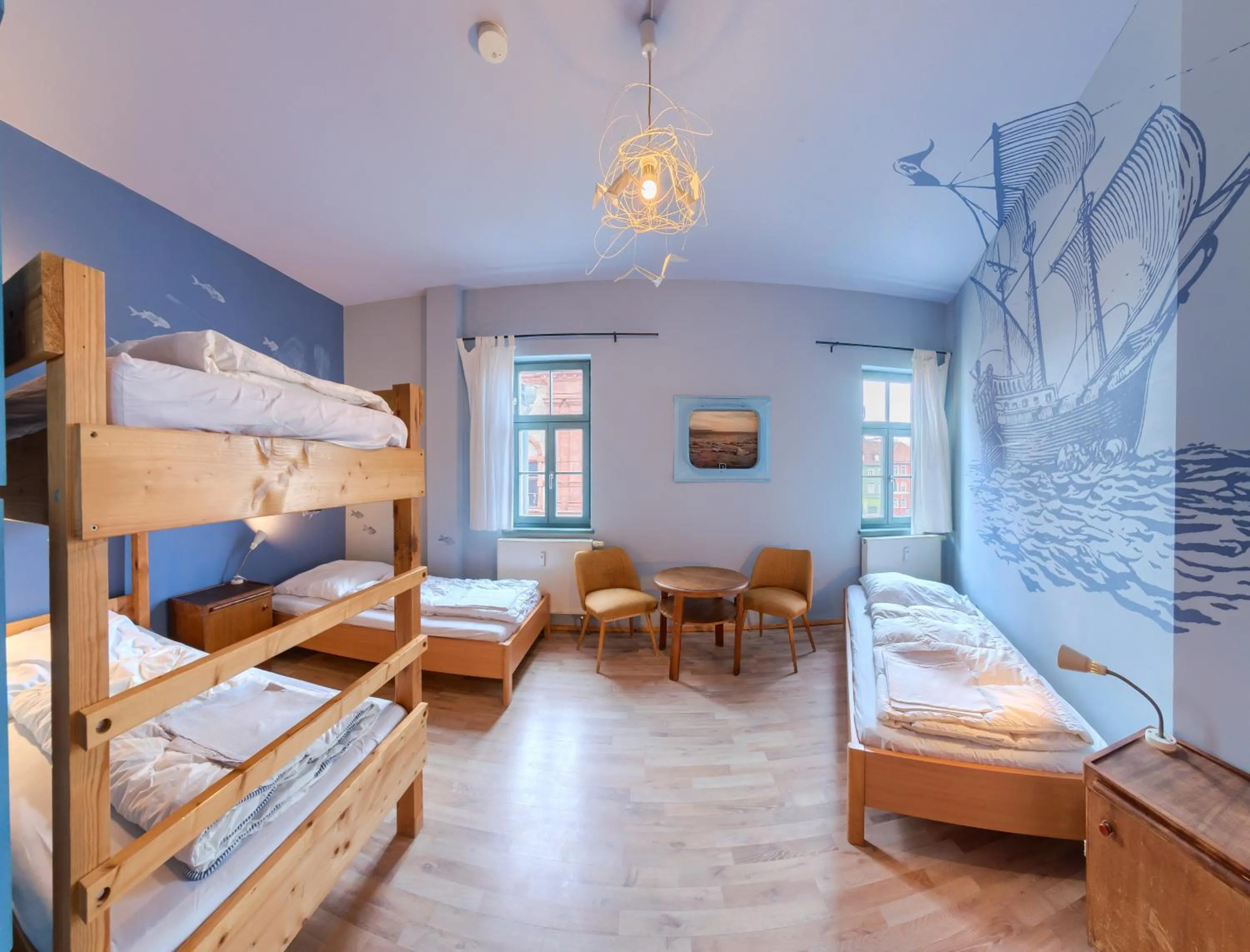 Photo of the whole room, Bed in Labyrinth Hostel Weimar