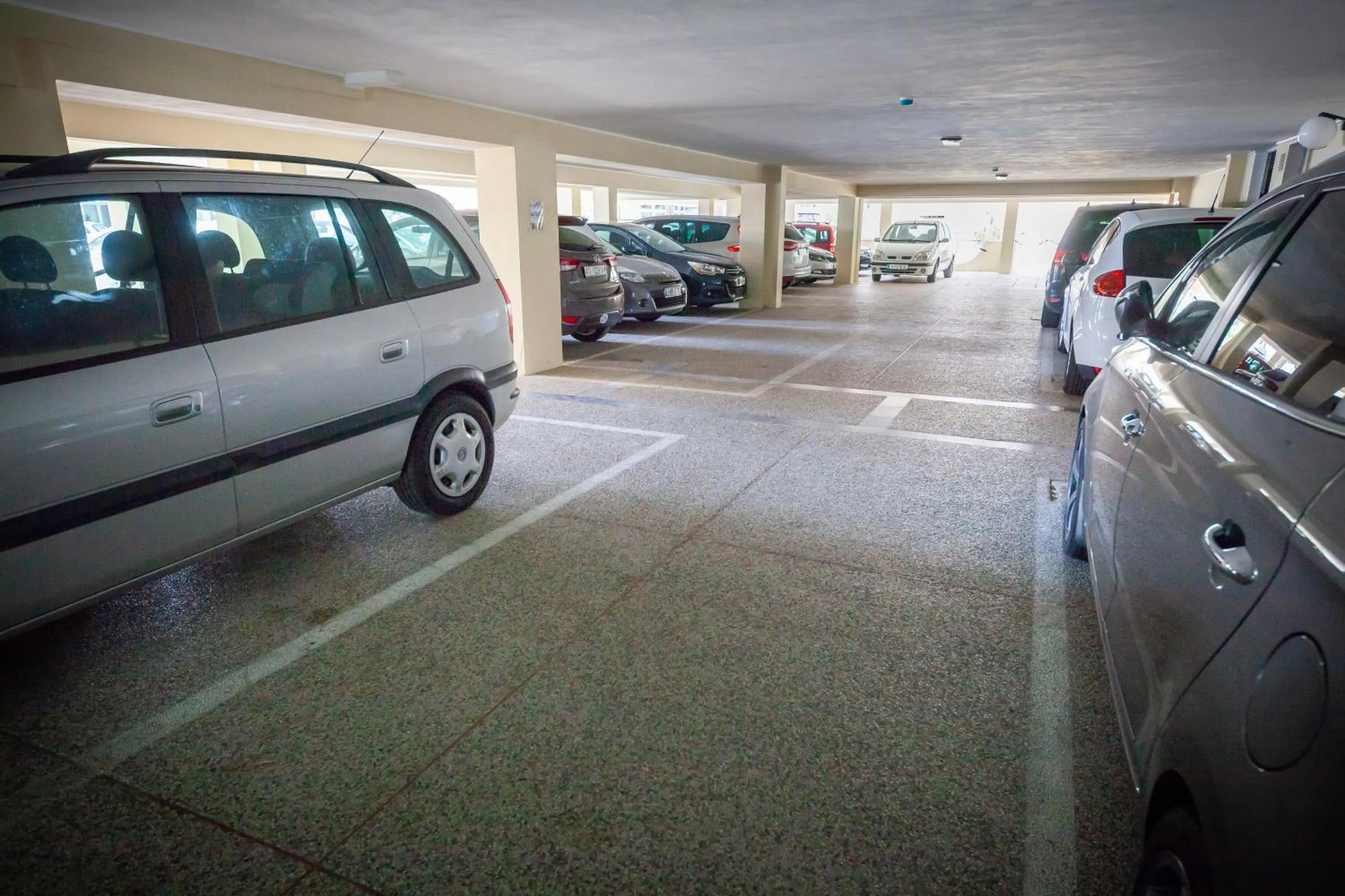 Parking in Hotel Coralba